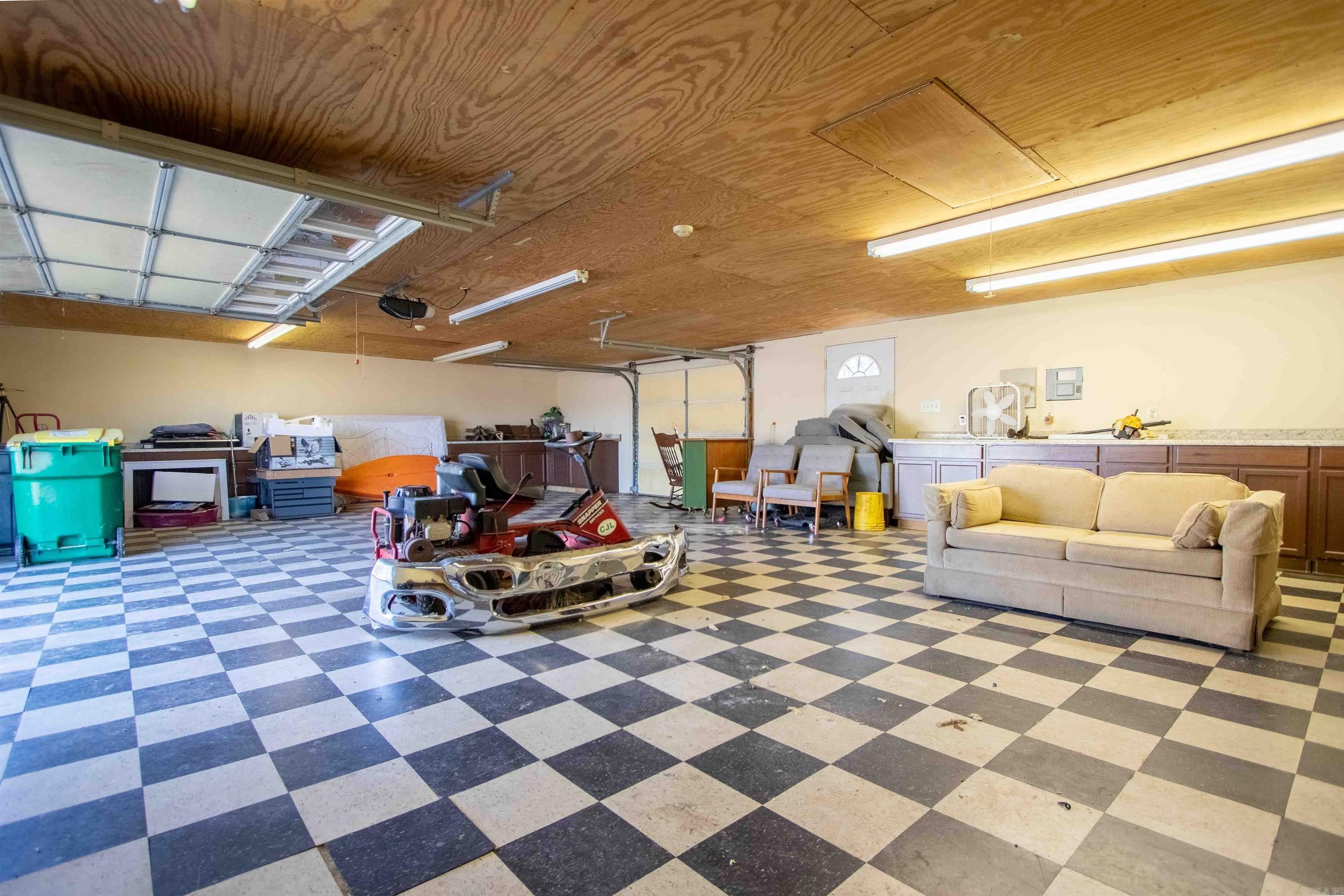 Dixie Acres - Commercial Sale