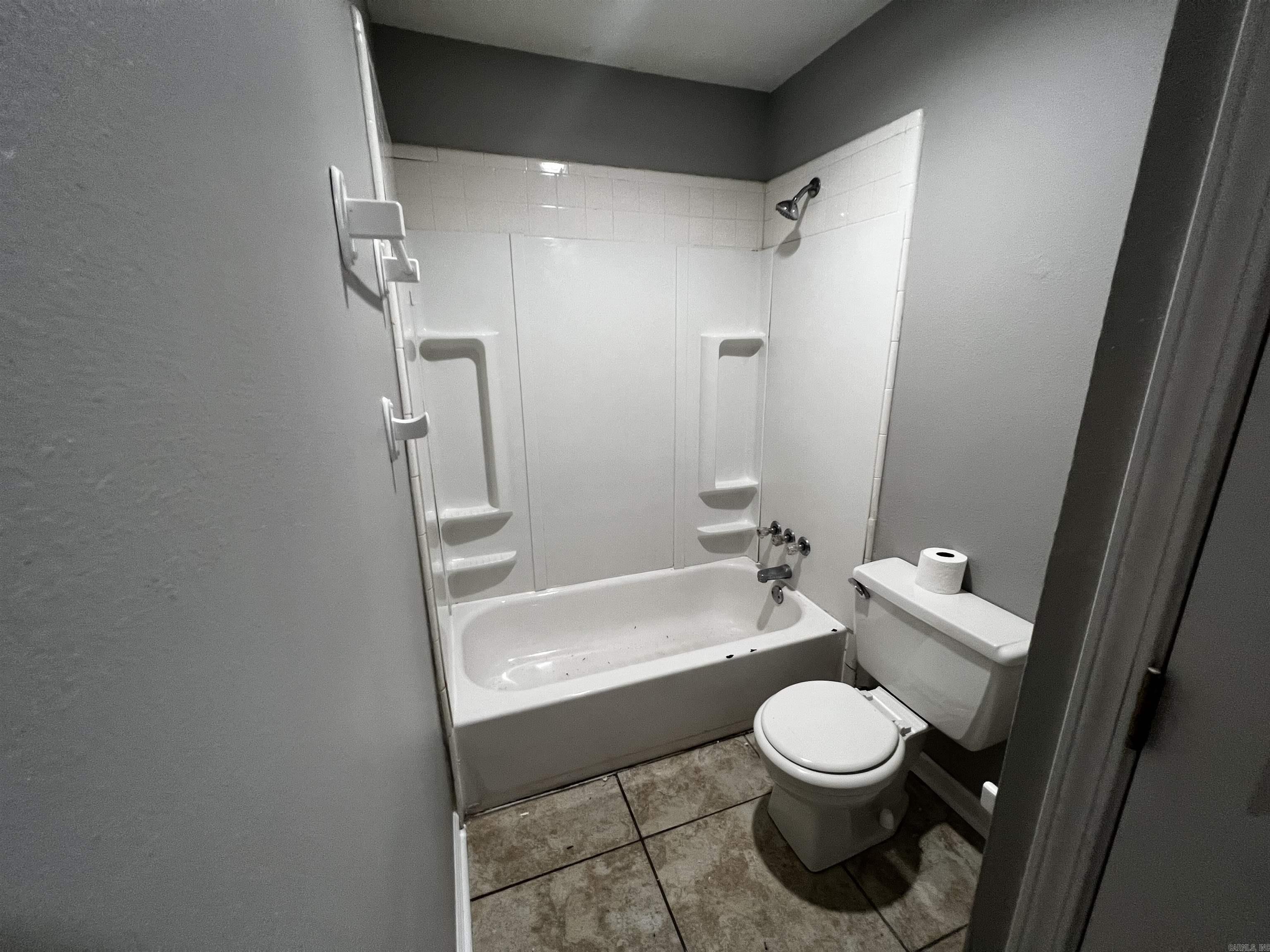 Country Wood - Residential Lease