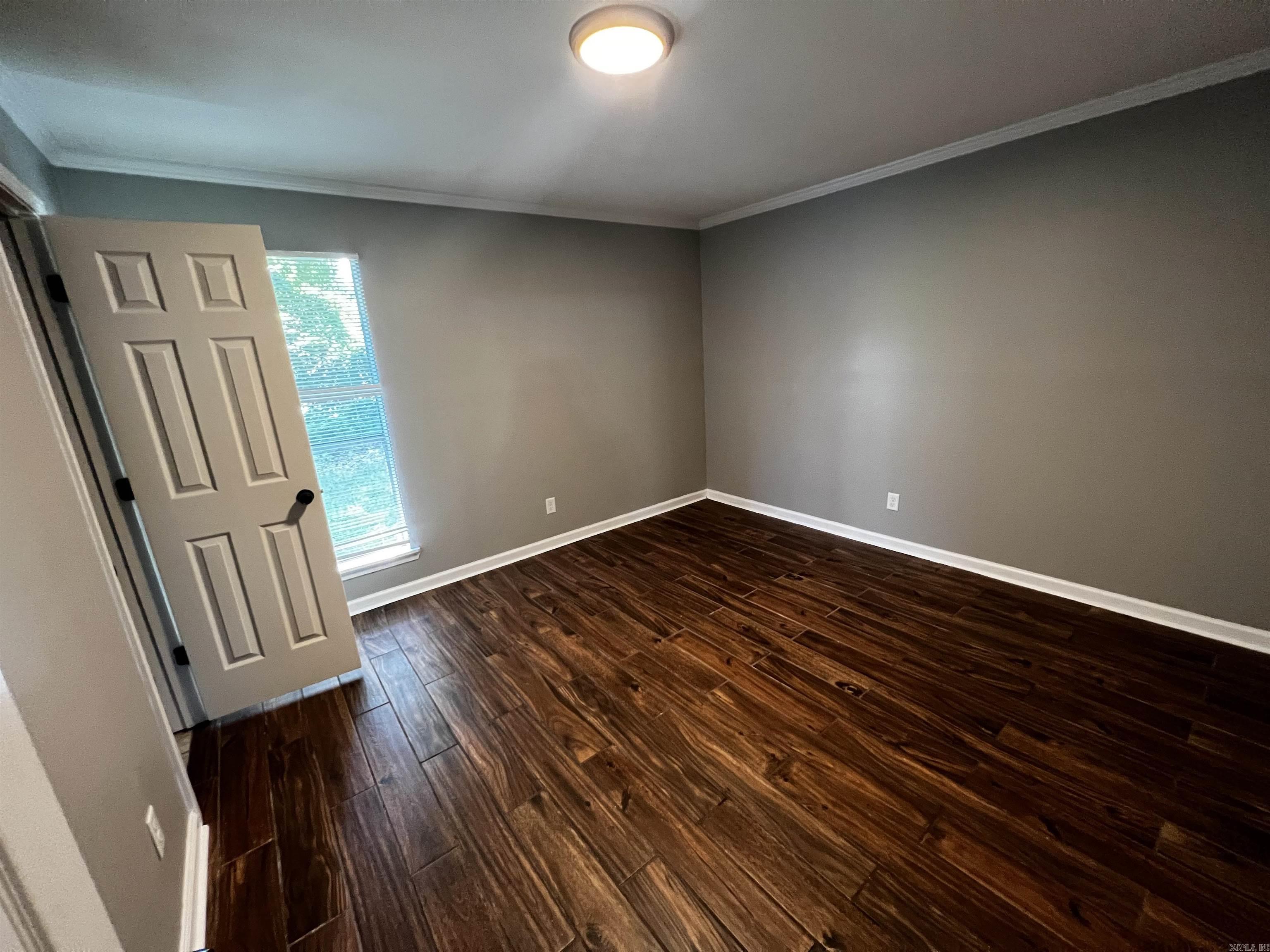 Country Wood - Residential Lease