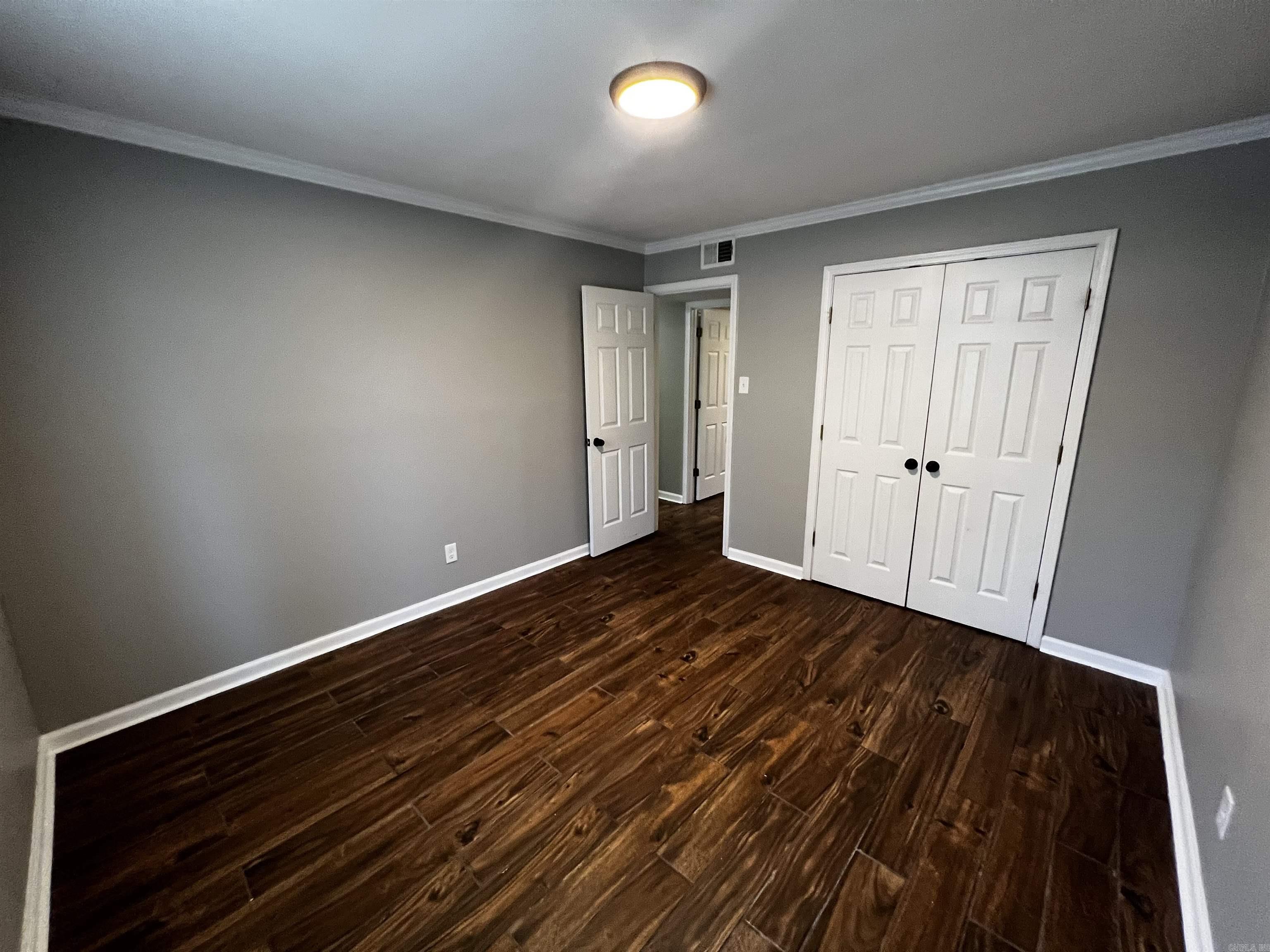 Country Wood - Residential Lease