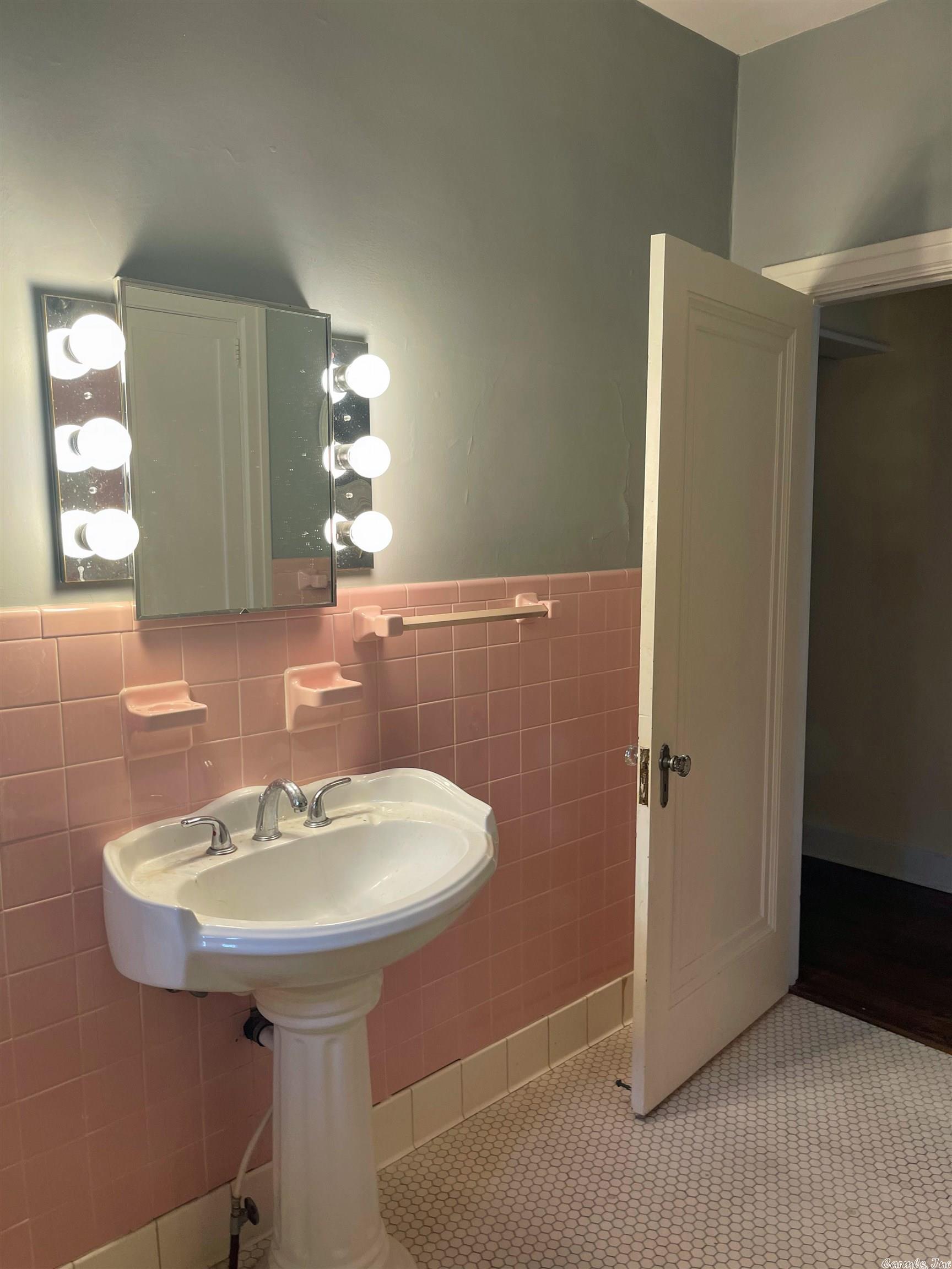 Capital View - Residential Lease