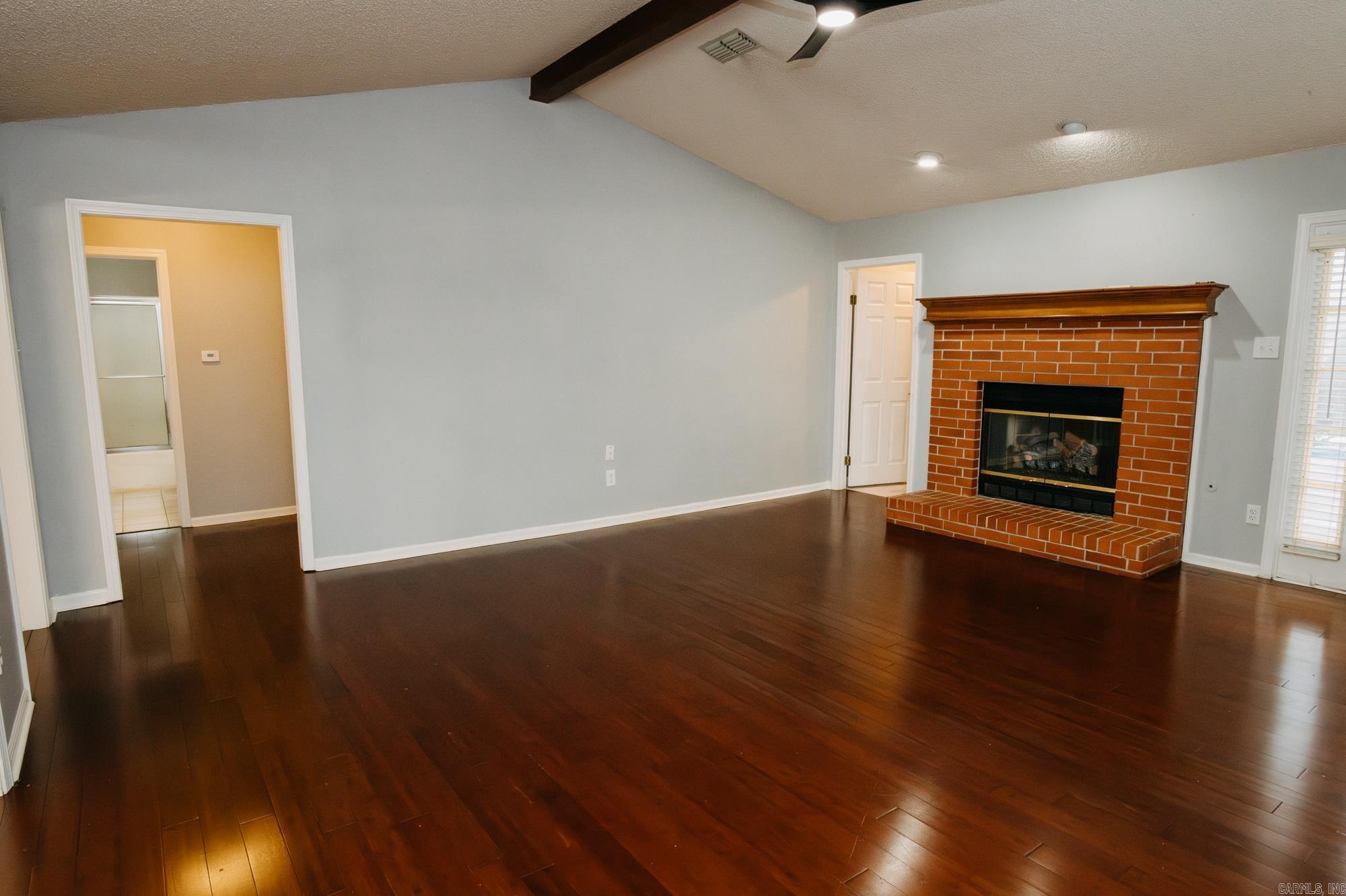 DARK FOREST PLACE - Residential