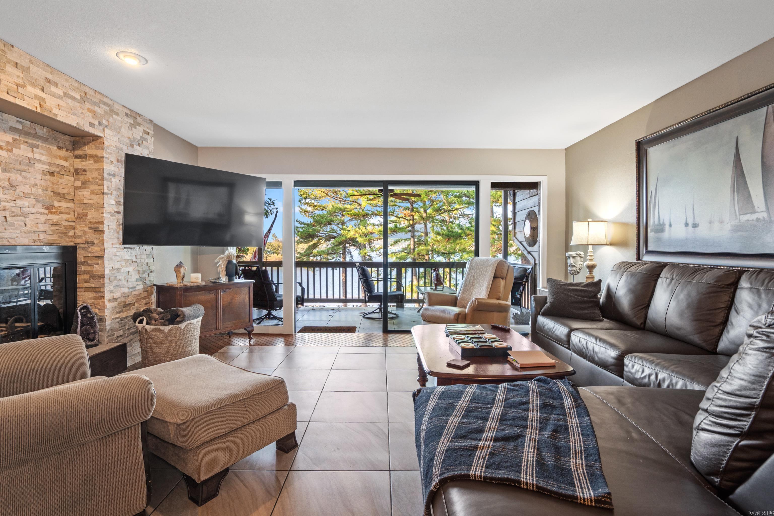 SOUTH SHORE HPR - Residential