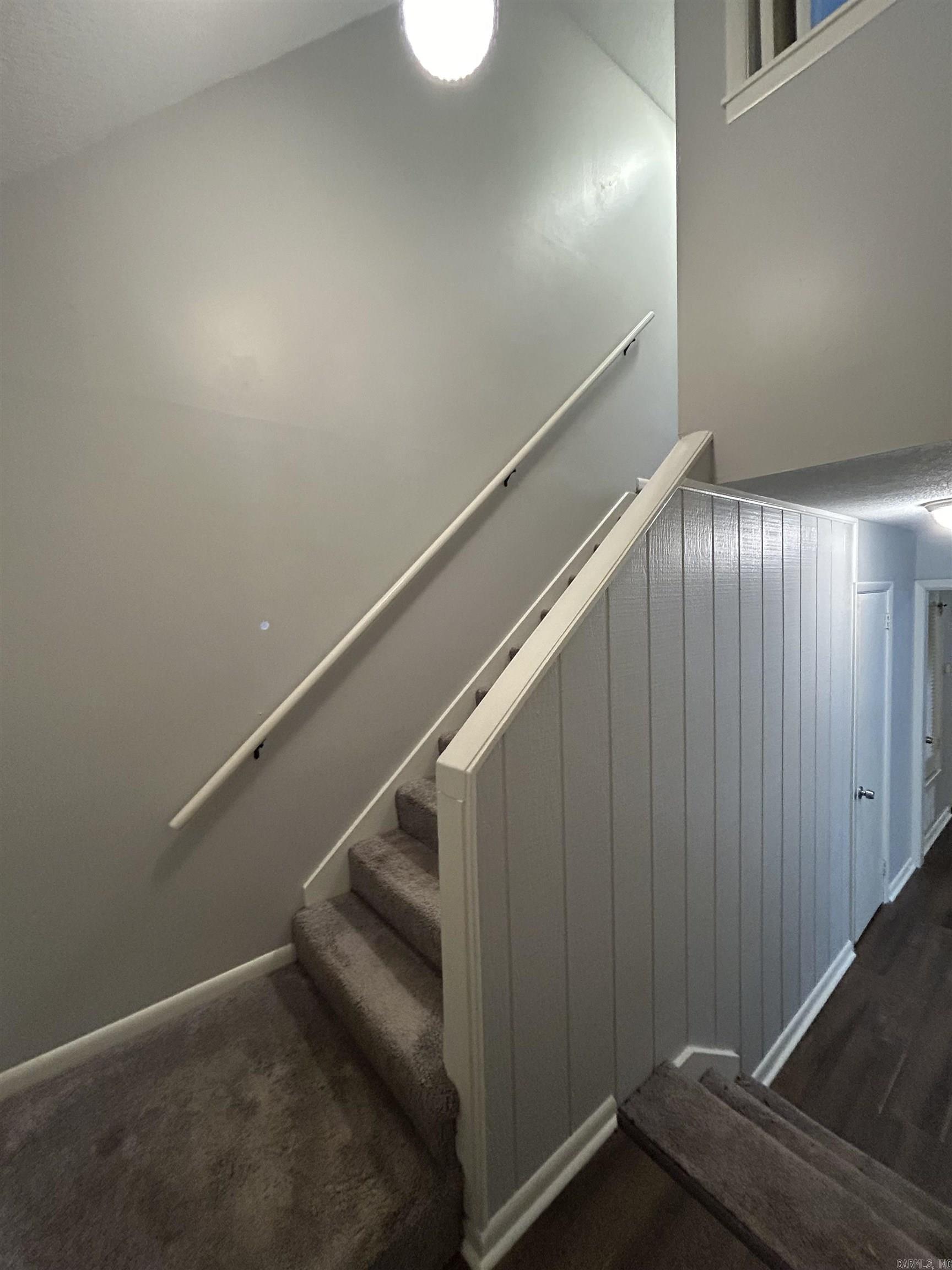 Auten & Moss - Residential Lease