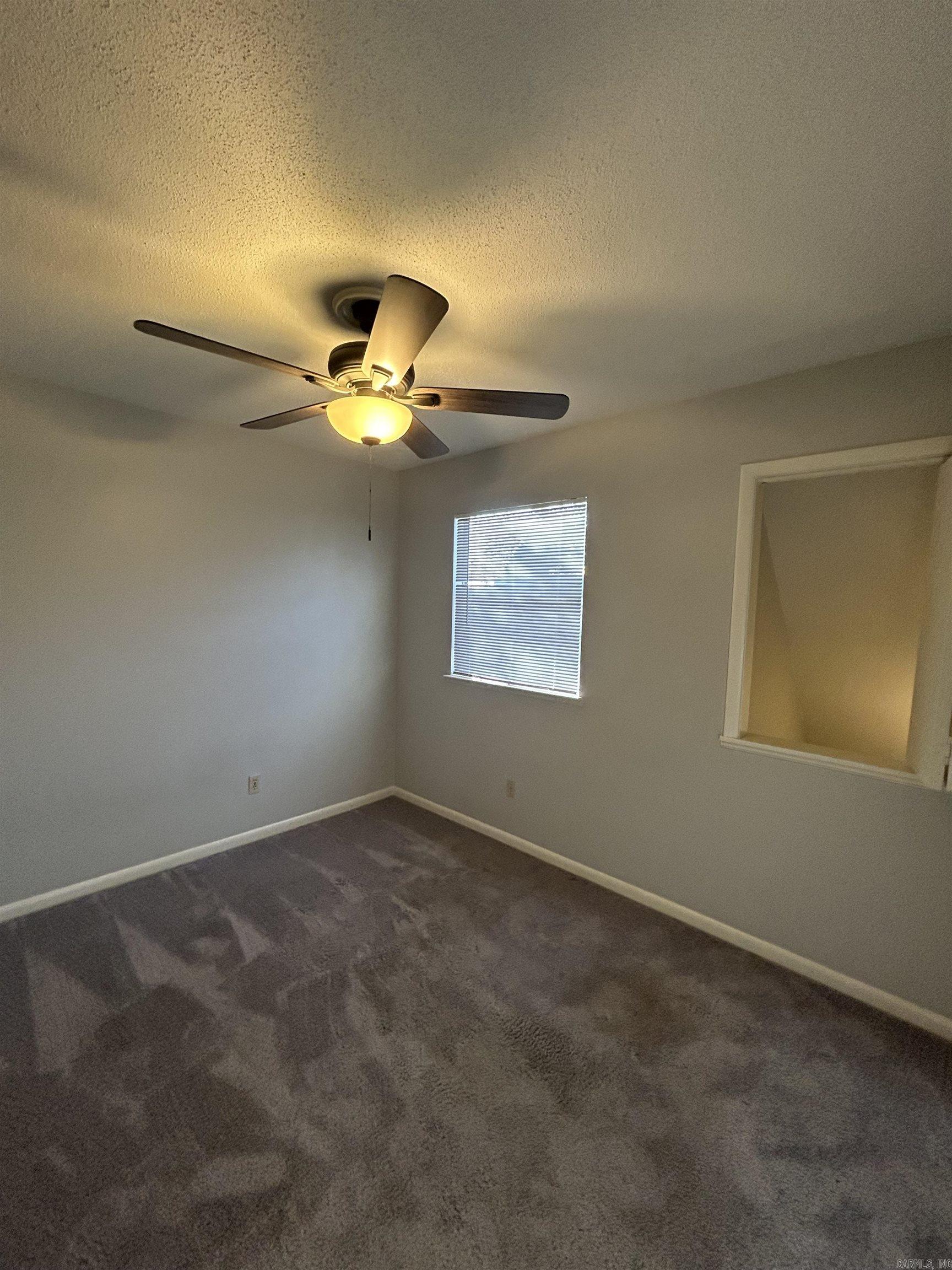 Auten & Moss - Residential Lease