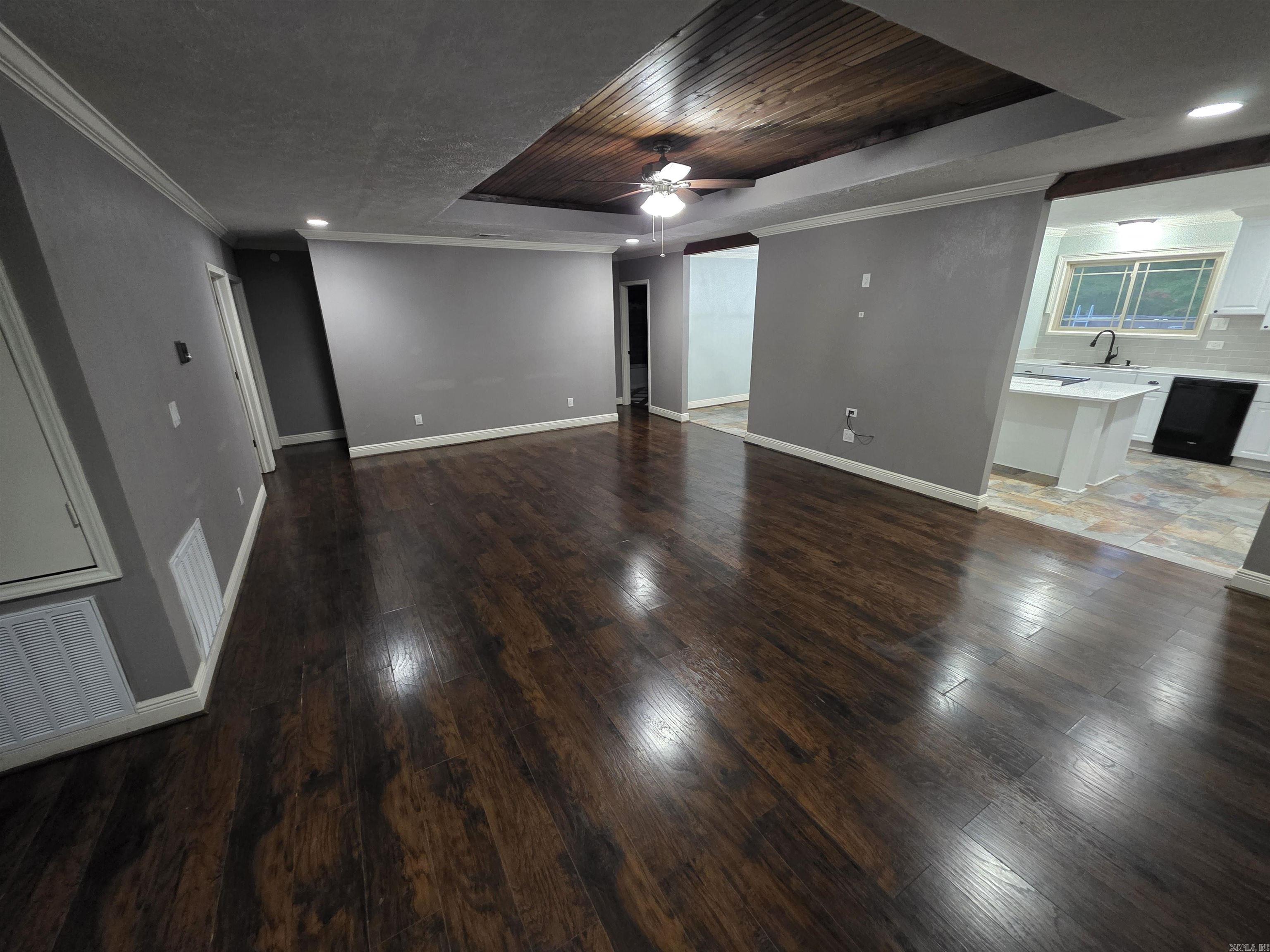 Metes & Bounds - Residential Lease