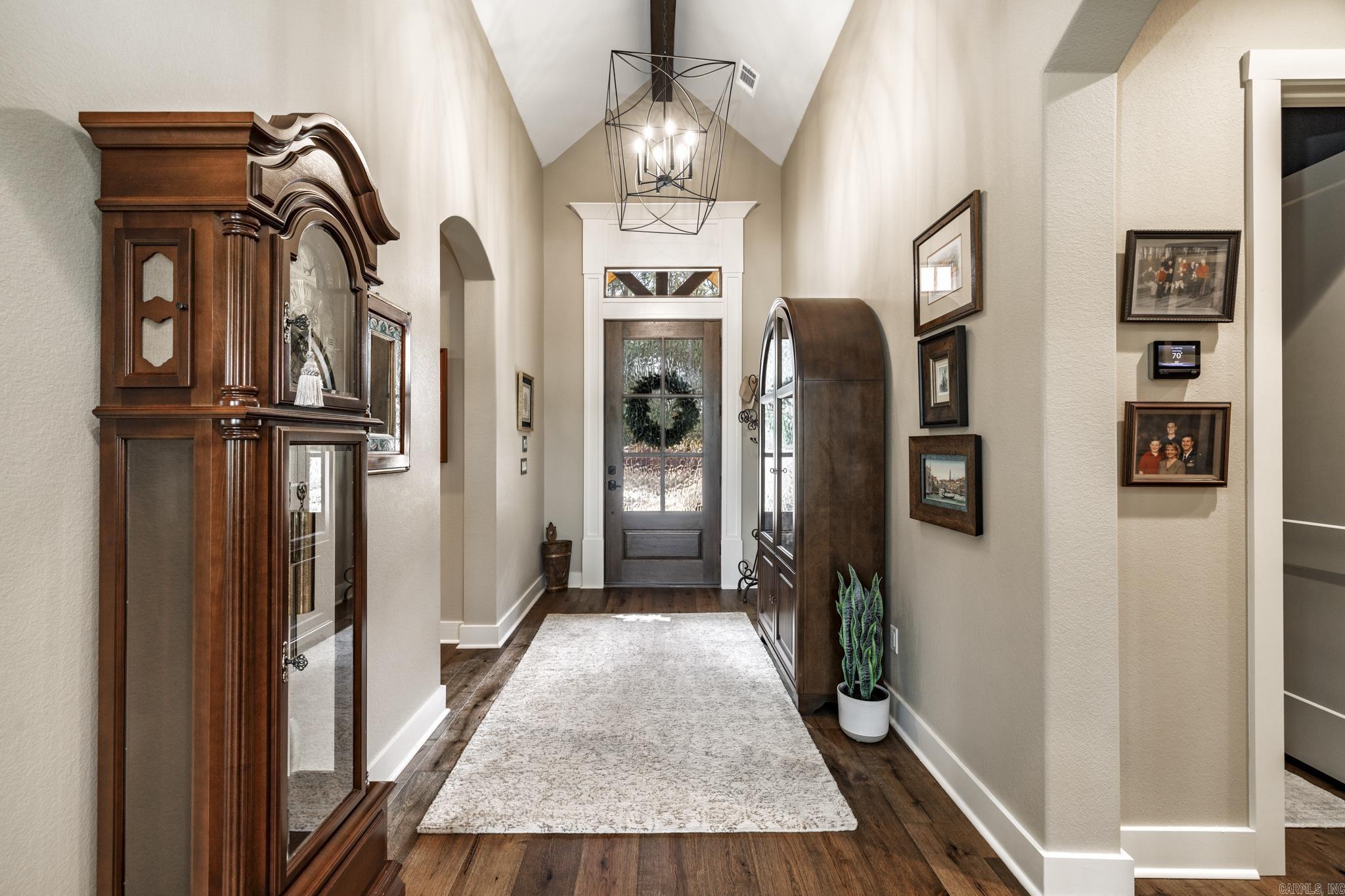 Isabella - Residential