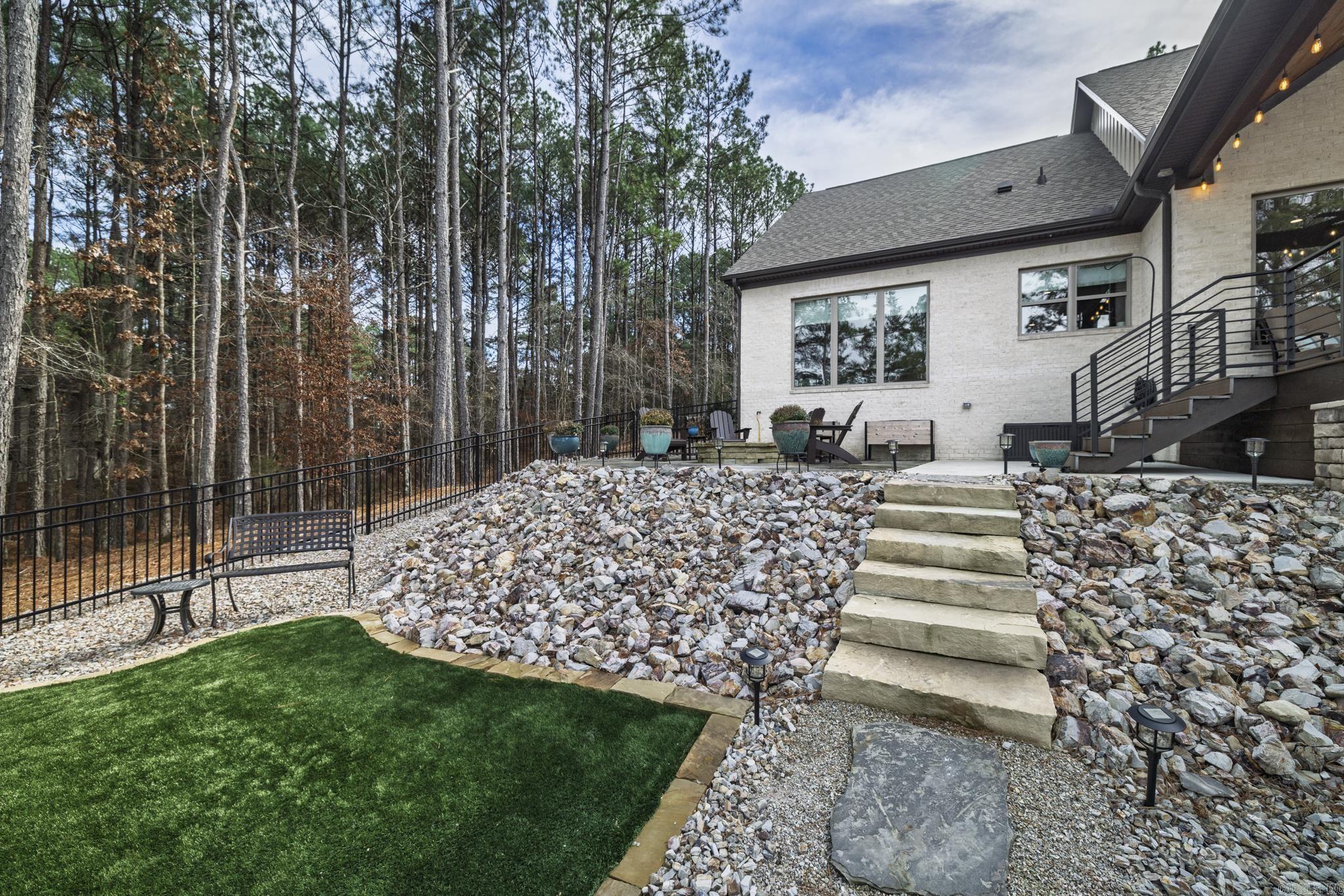 Isabella - Residential