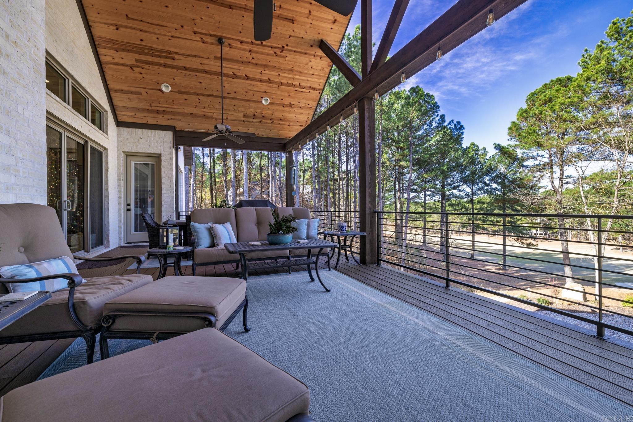 Isabella - Residential