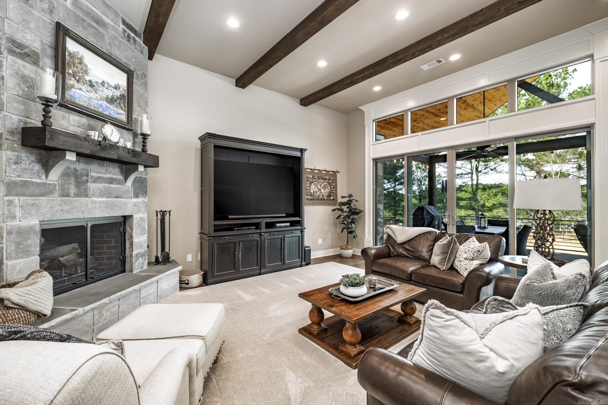 Isabella - Residential