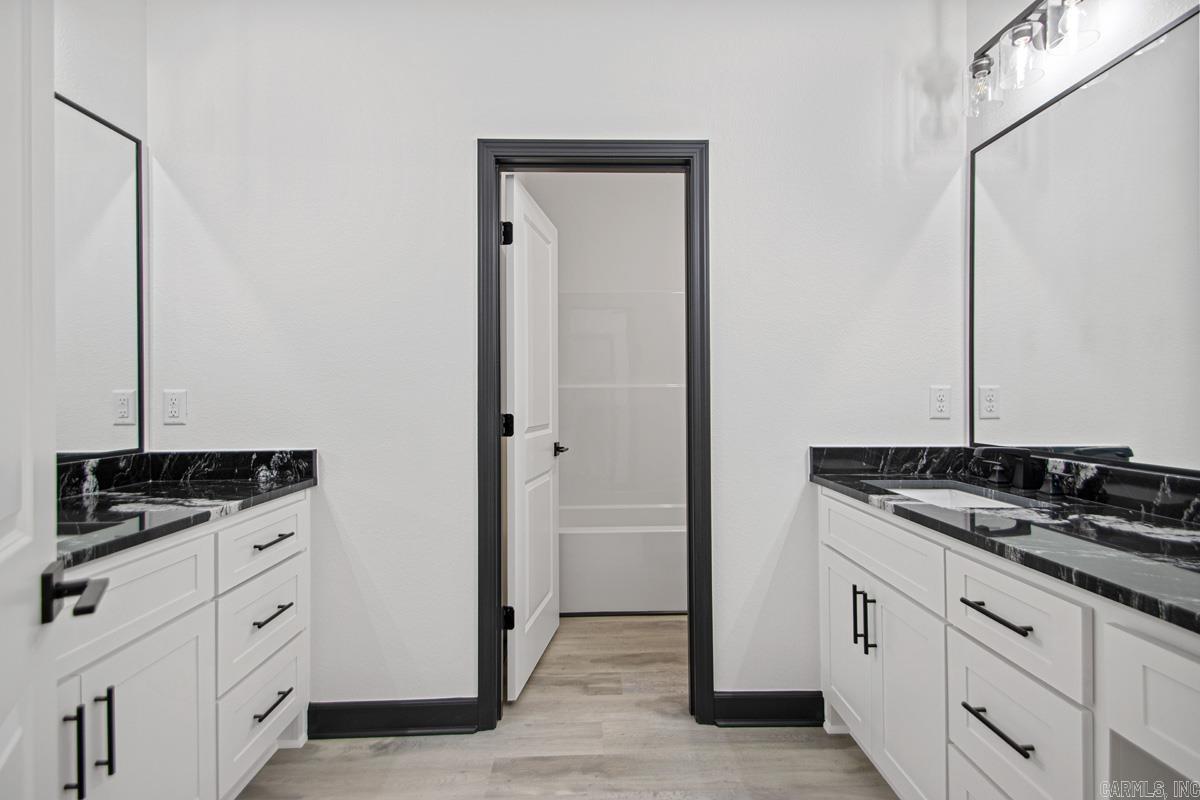 WINCHESTER ESTATES - Residential