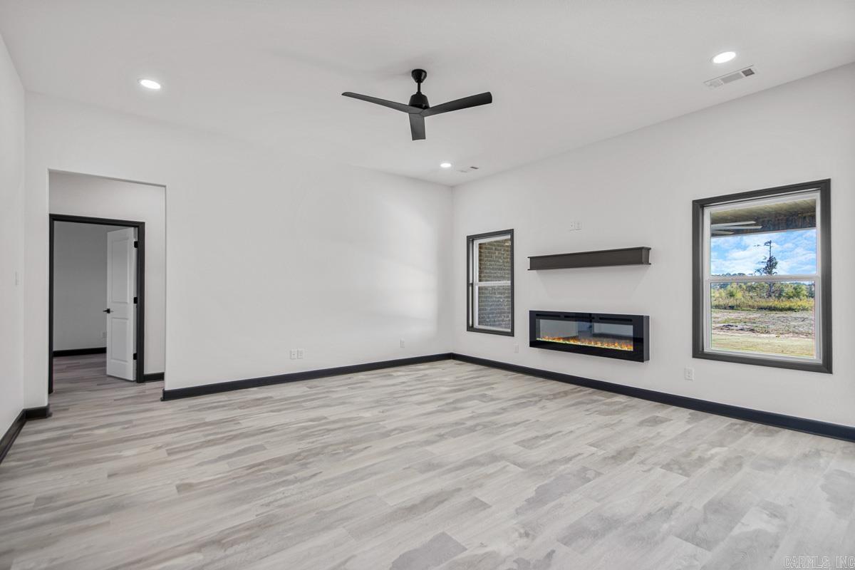 WINCHESTER ESTATES - Residential