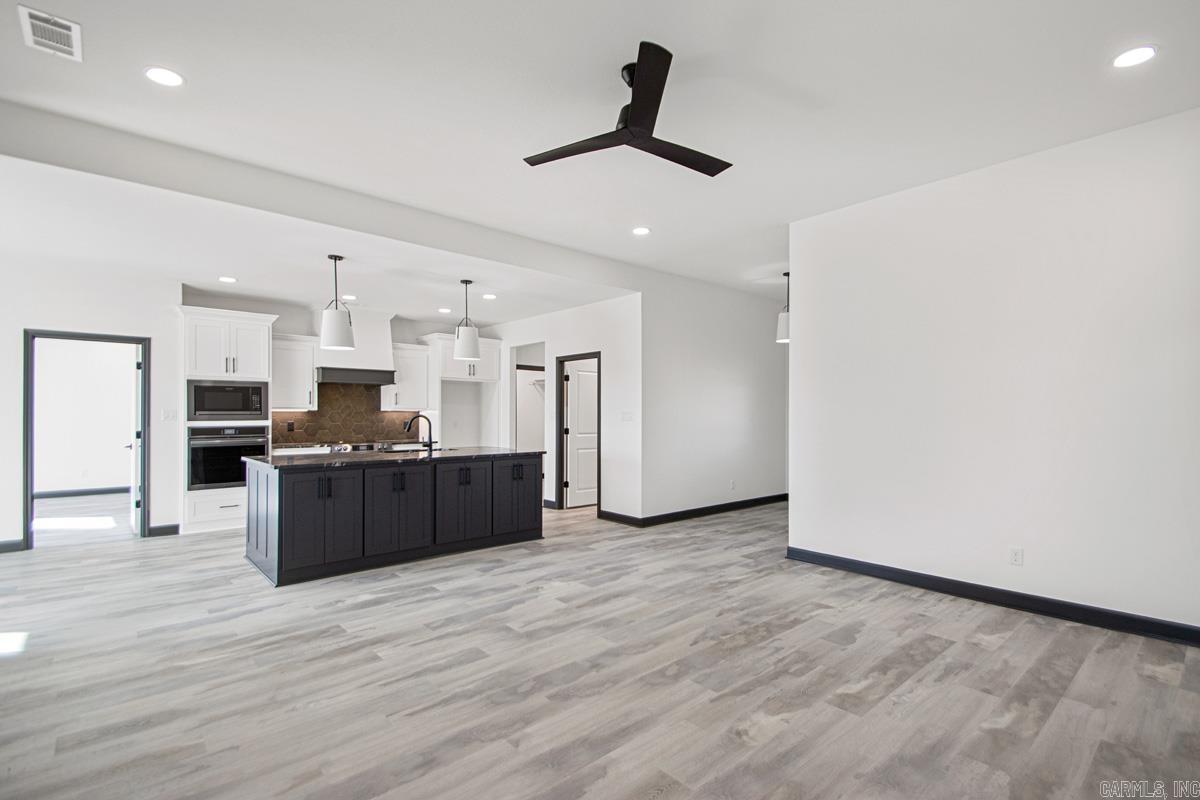 WINCHESTER ESTATES - Residential