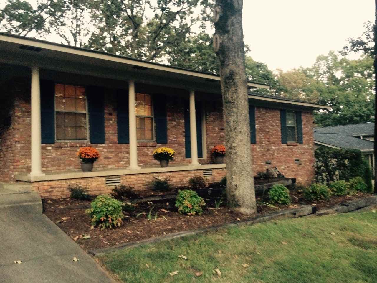 INDIAN HILLS - Residential