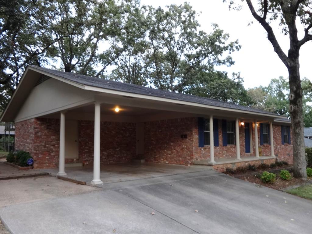 INDIAN HILLS - Residential