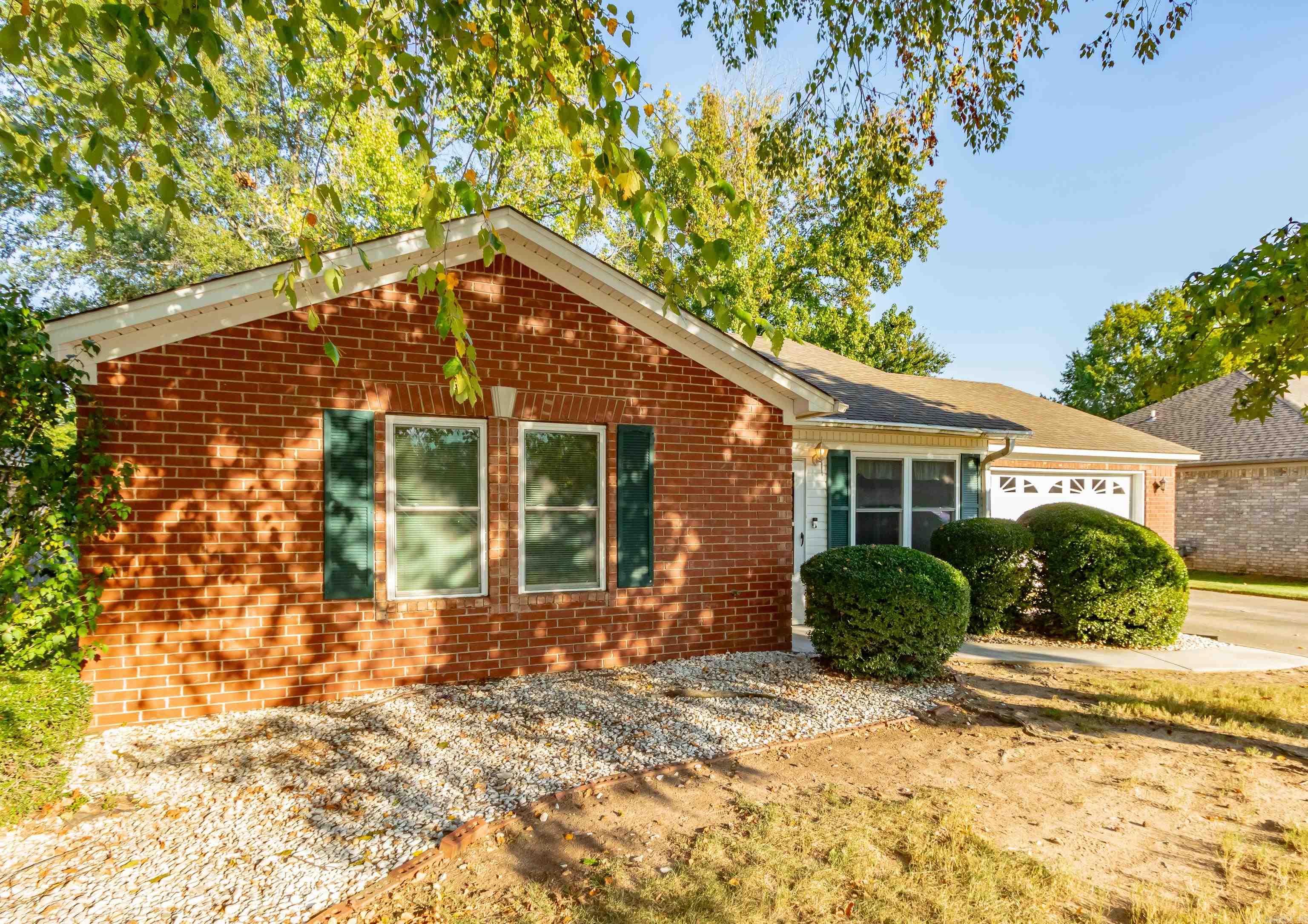 CROSSPOINT - Residential