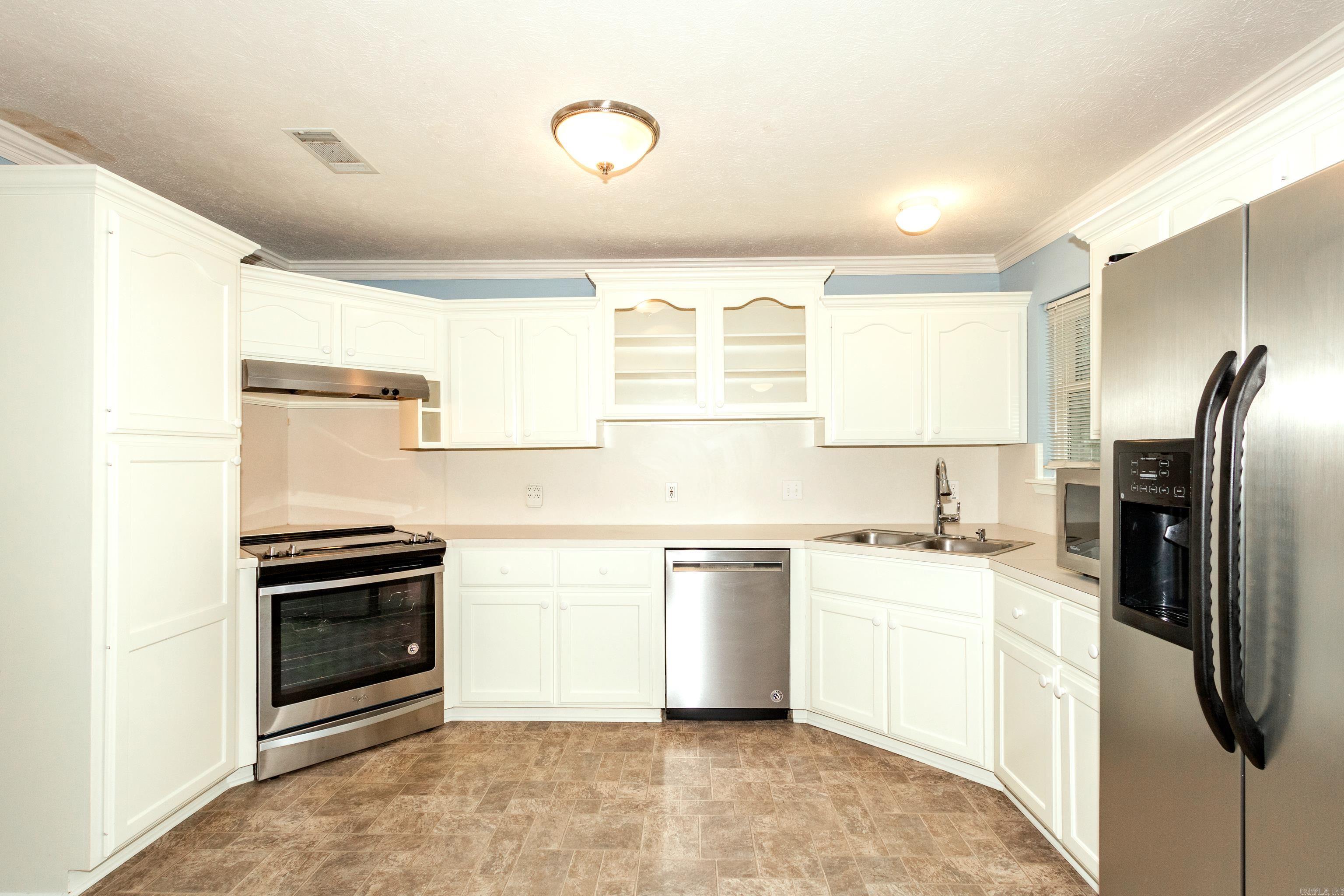 CROSSPOINT - Residential