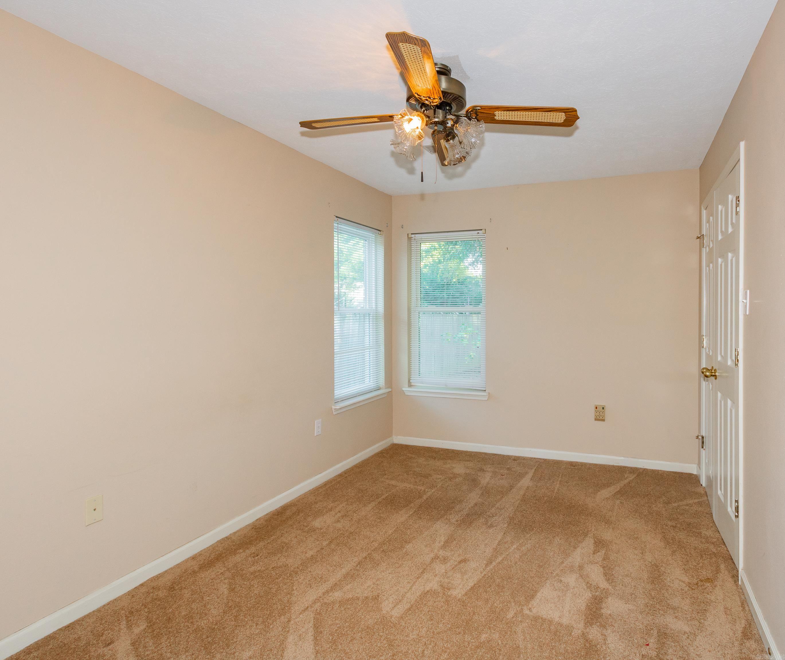 CROSSPOINT - Residential