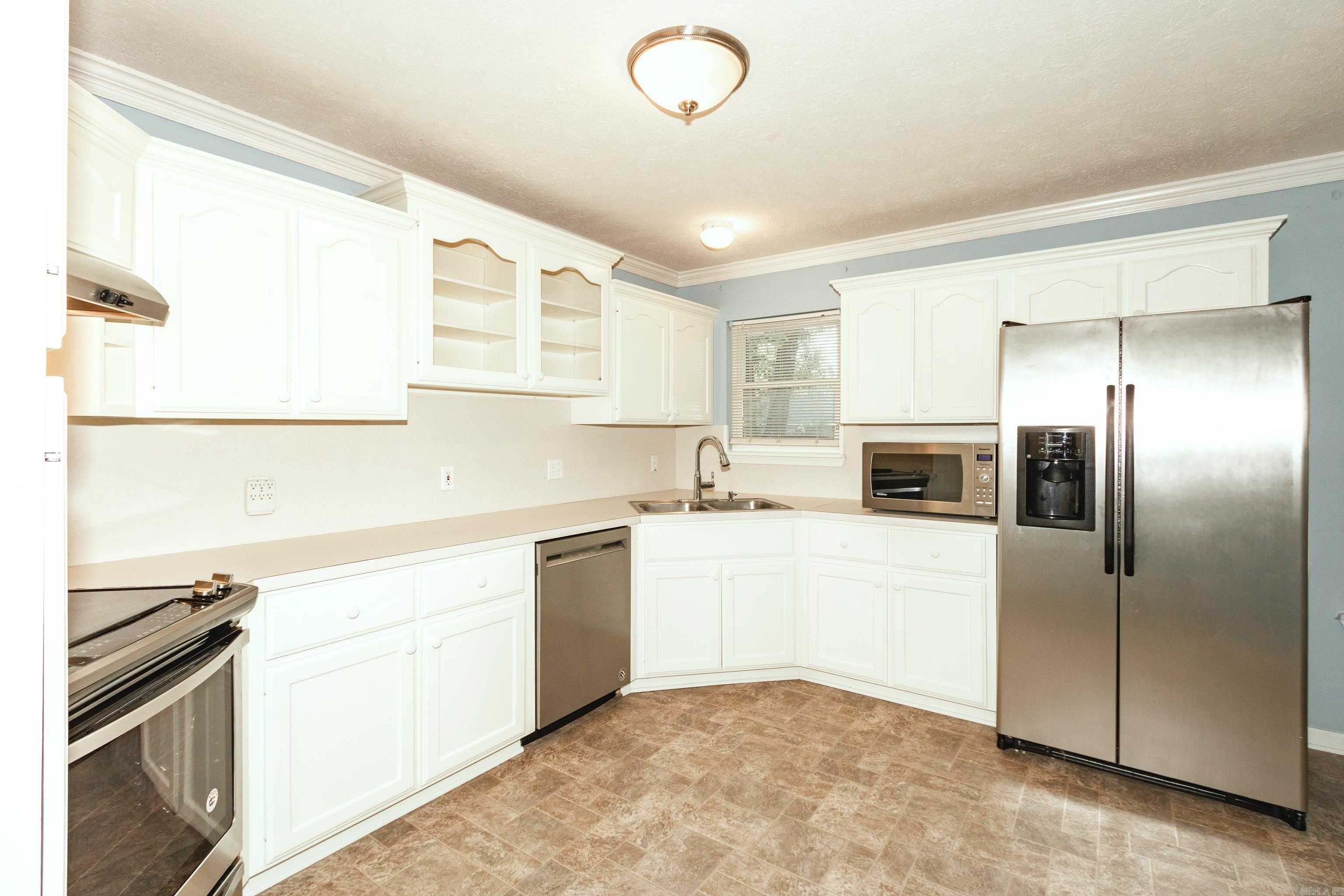 CROSSPOINT - Residential