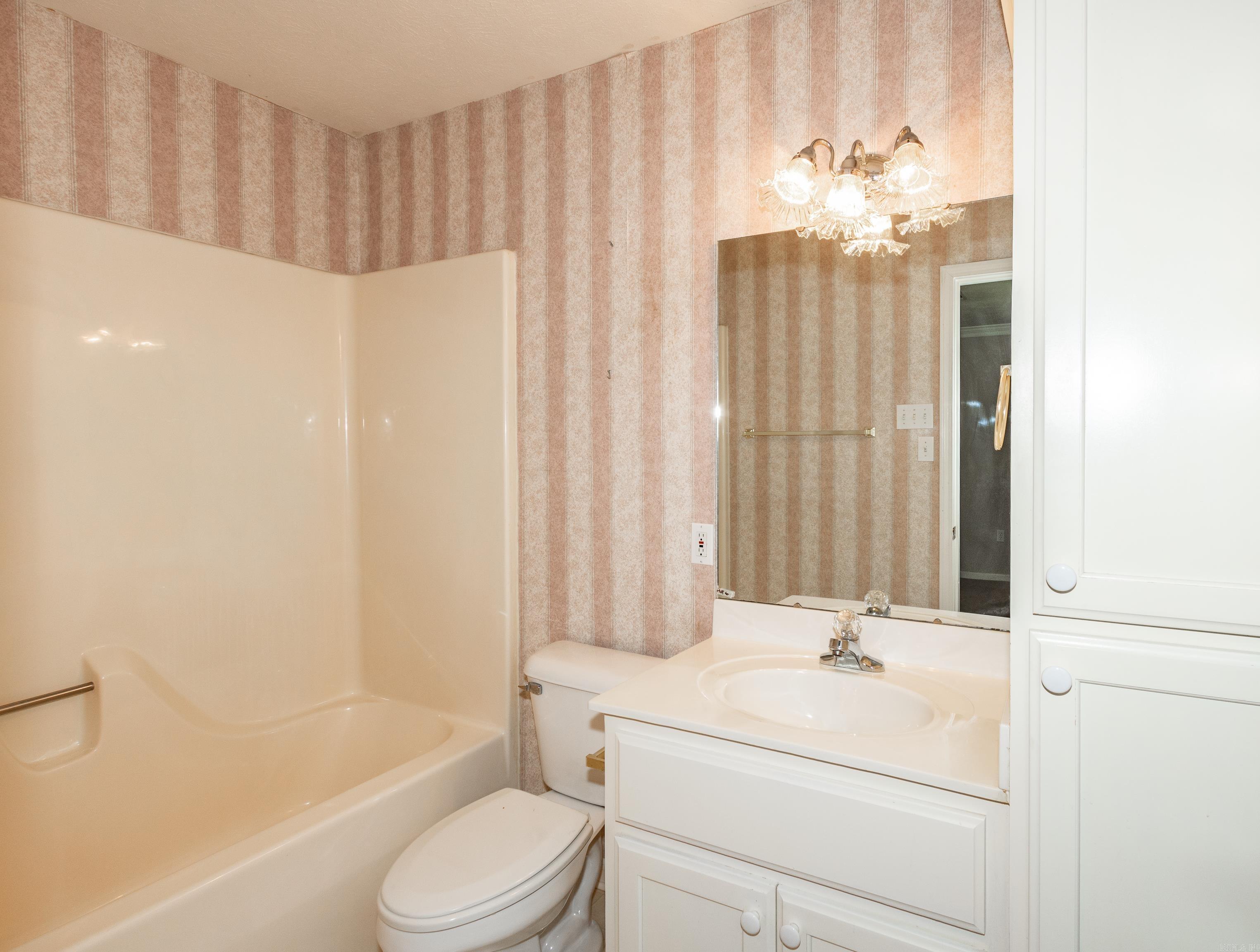 CROSSPOINT - Residential