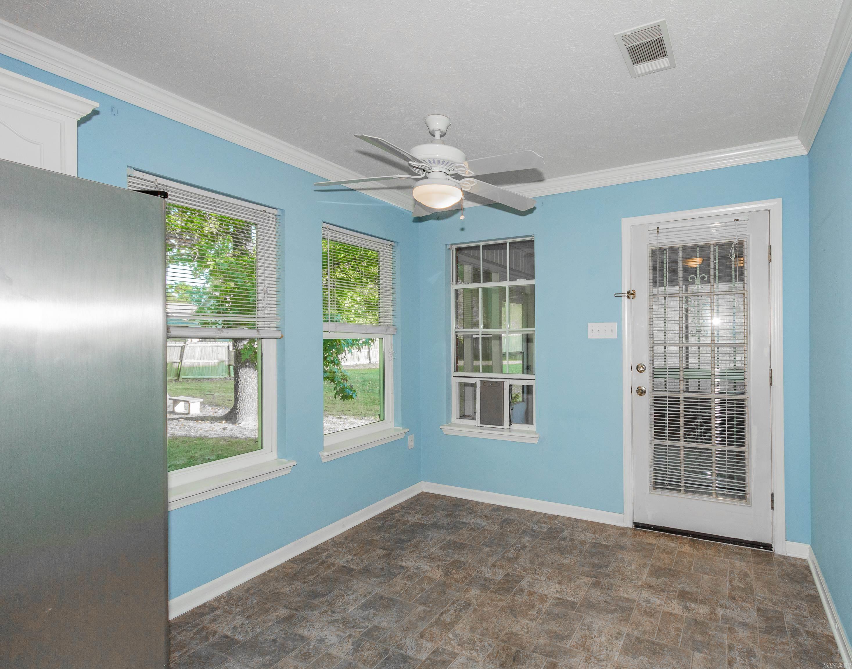 CROSSPOINT - Residential