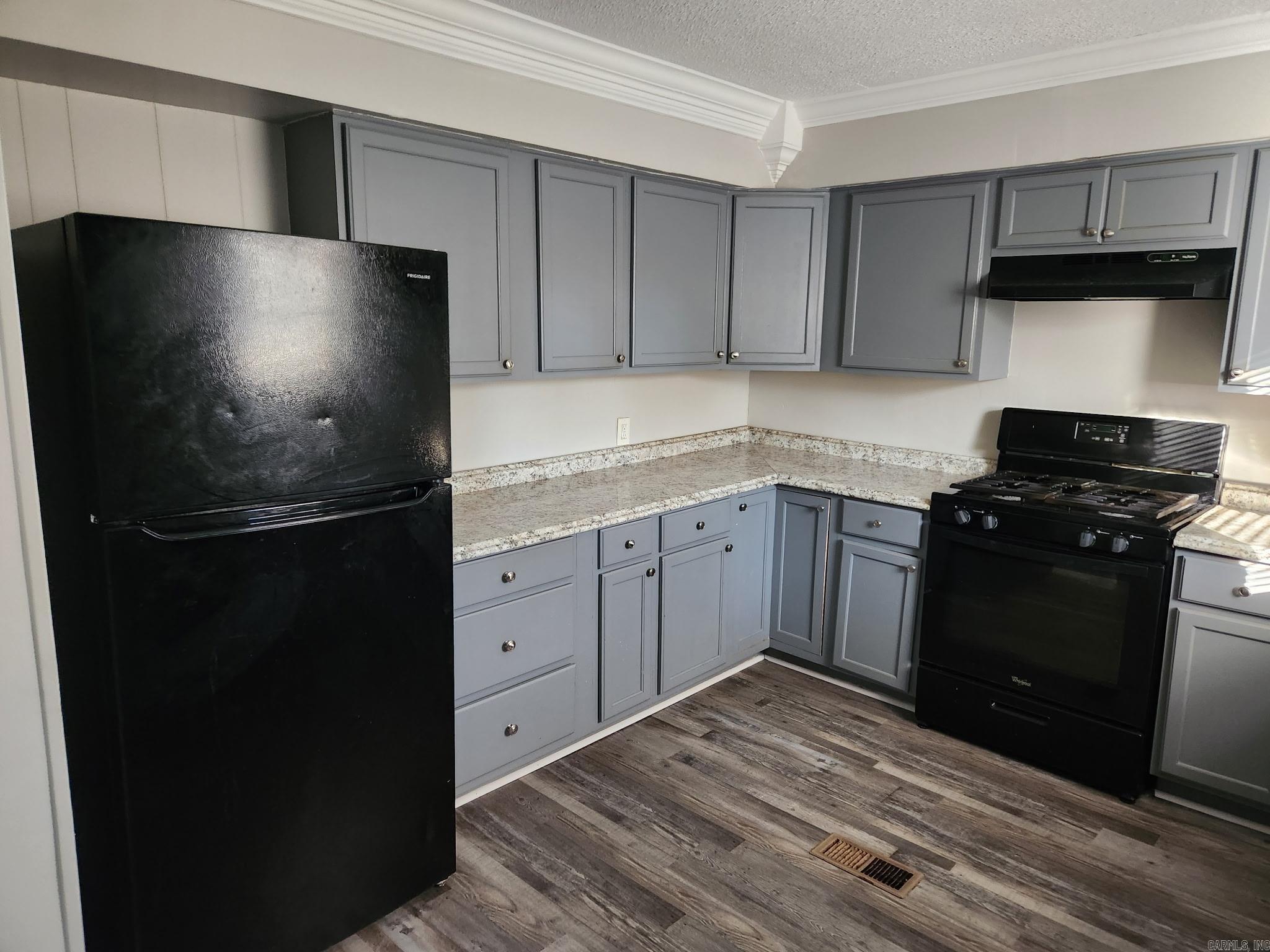 BARROW JOHN - Residential