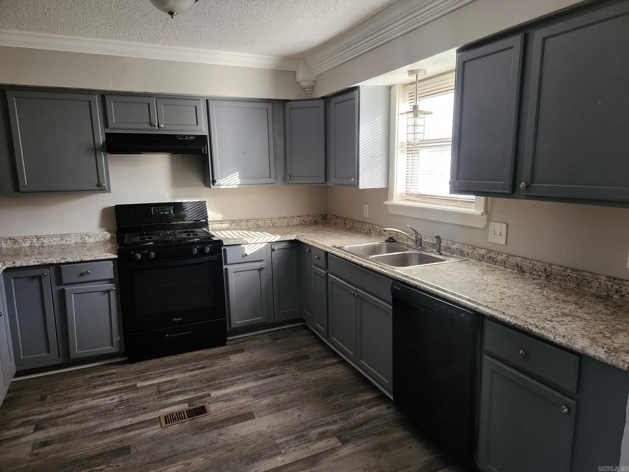 BARROW JOHN - Residential