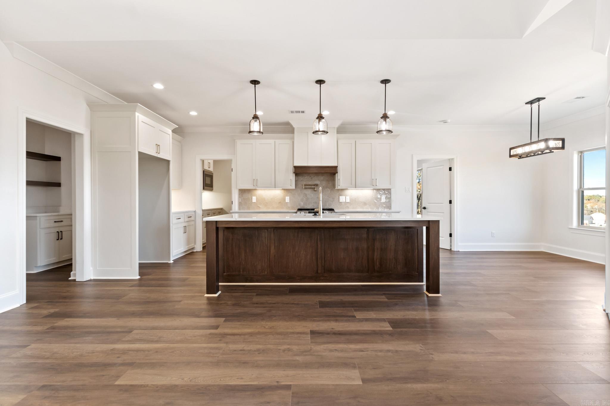 MILLERS GLENN - Residential