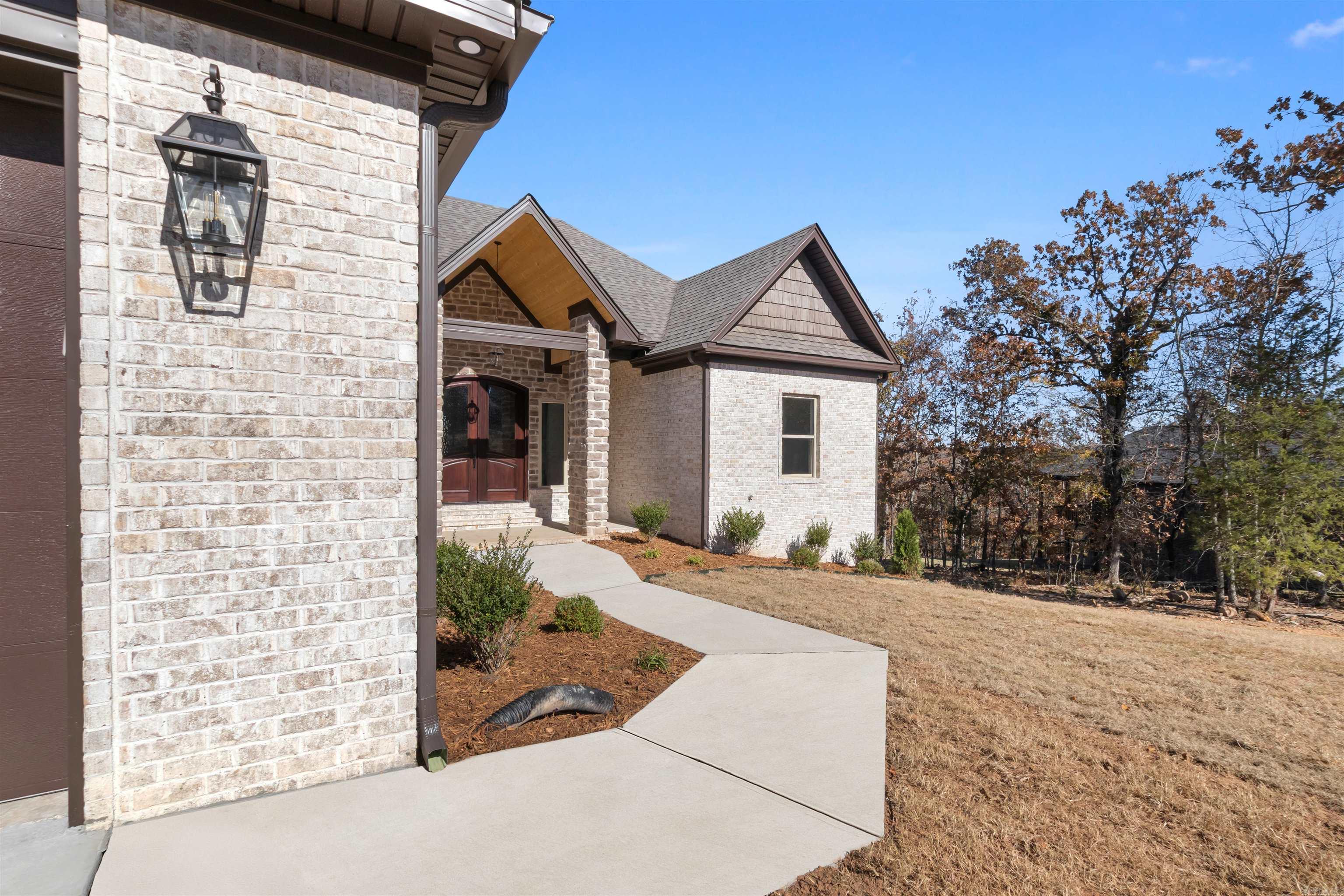 MILLERS GLENN - Residential