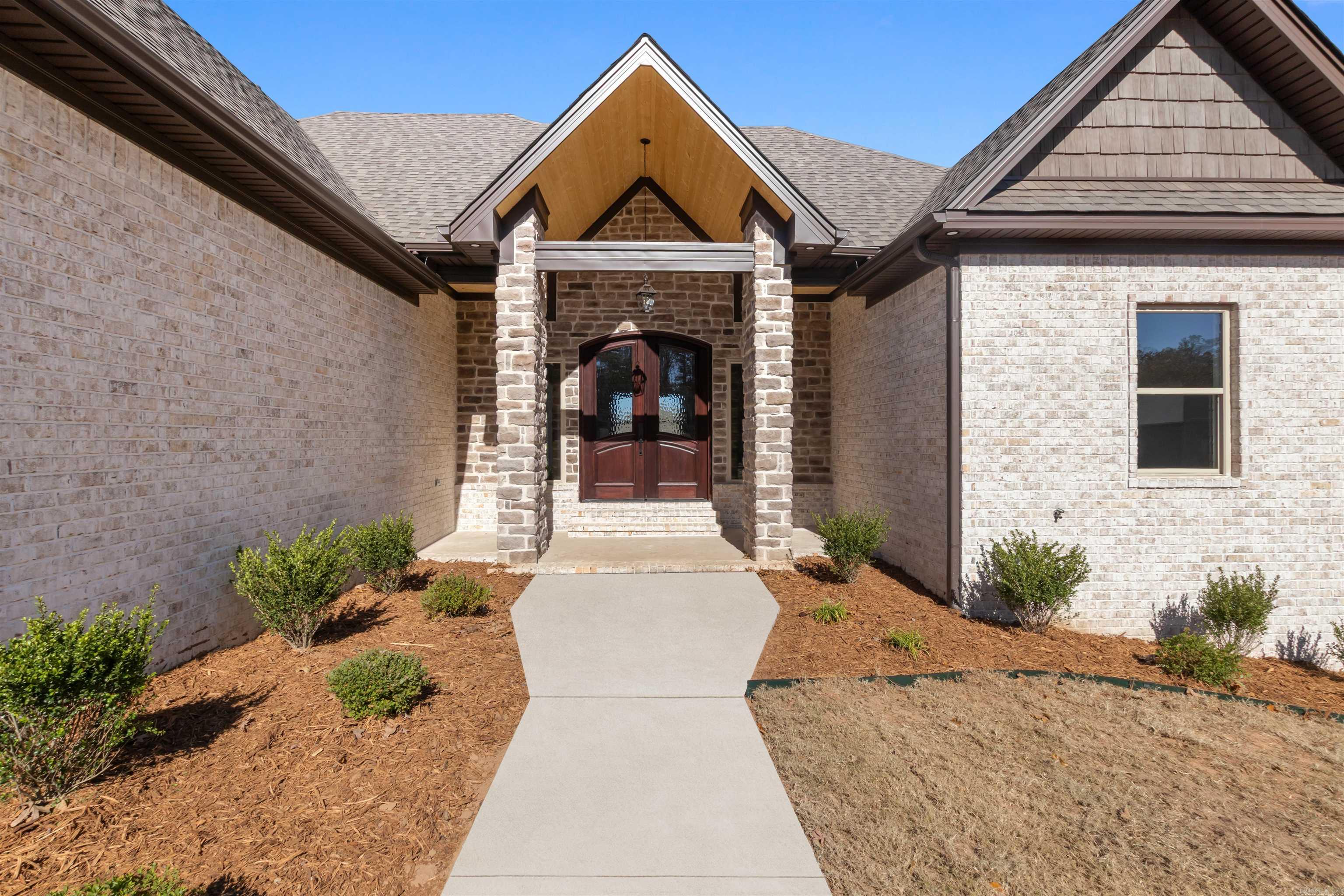 MILLERS GLENN - Residential