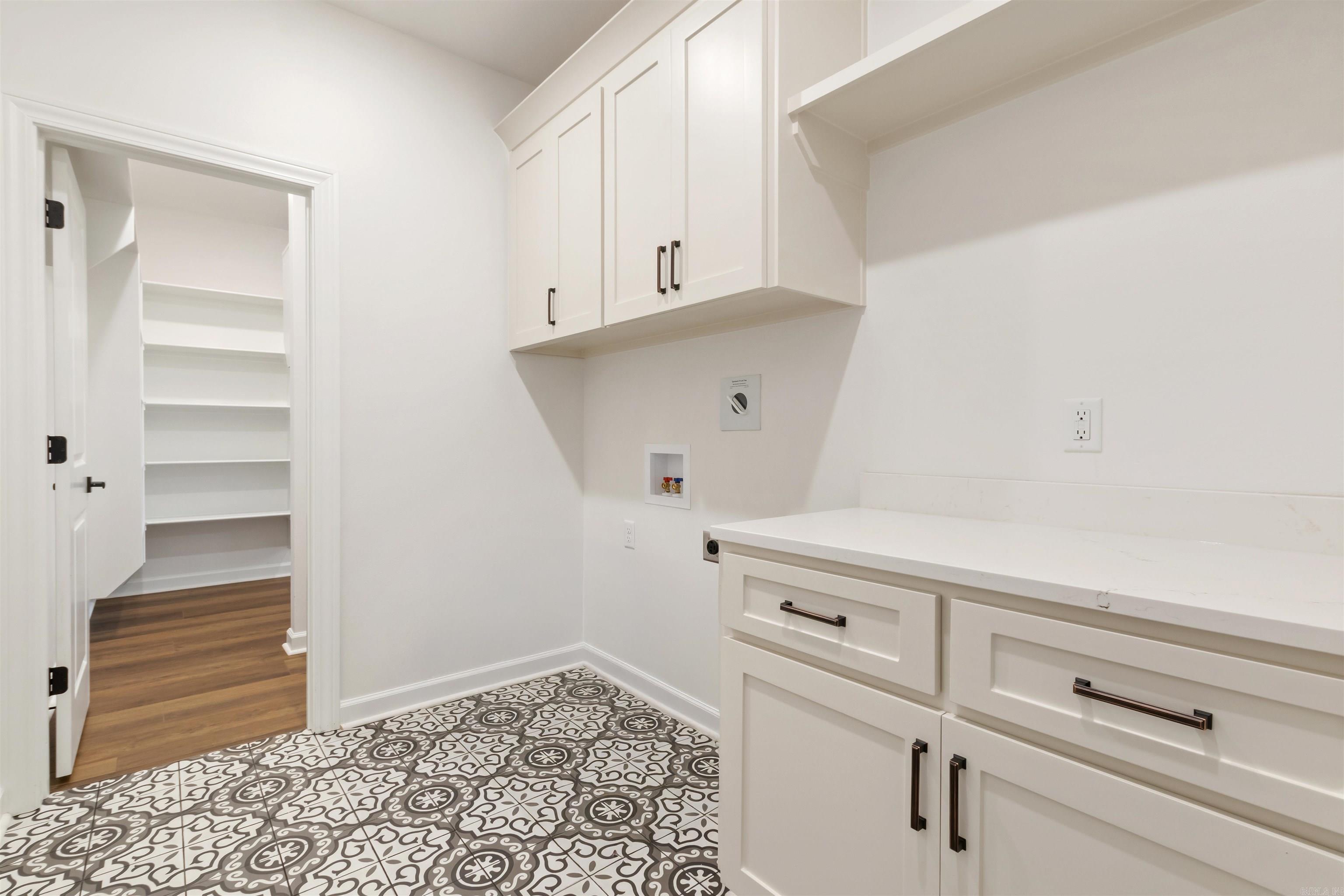 MILLERS GLENN - Residential