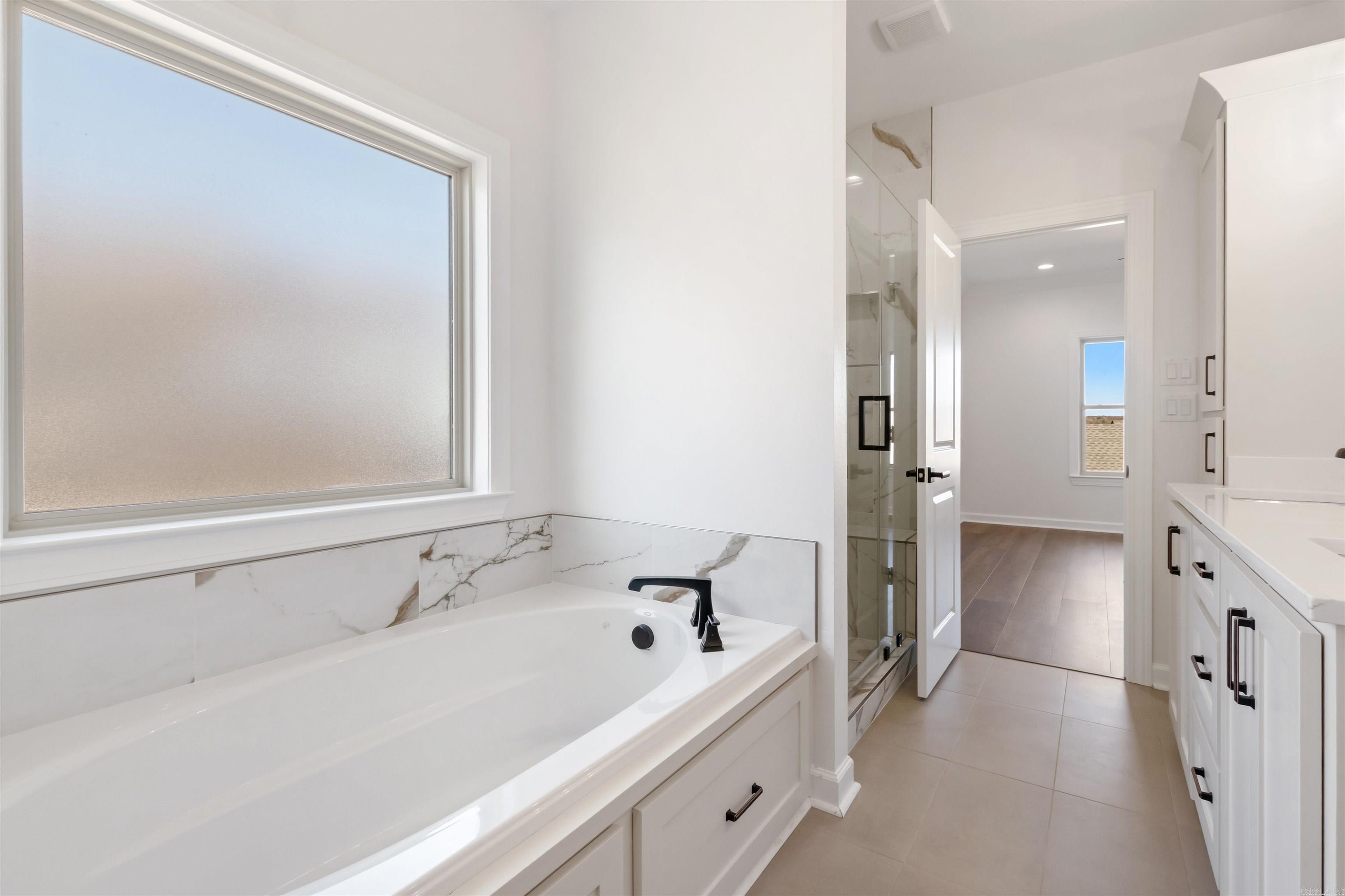 MILLERS GLENN - Residential