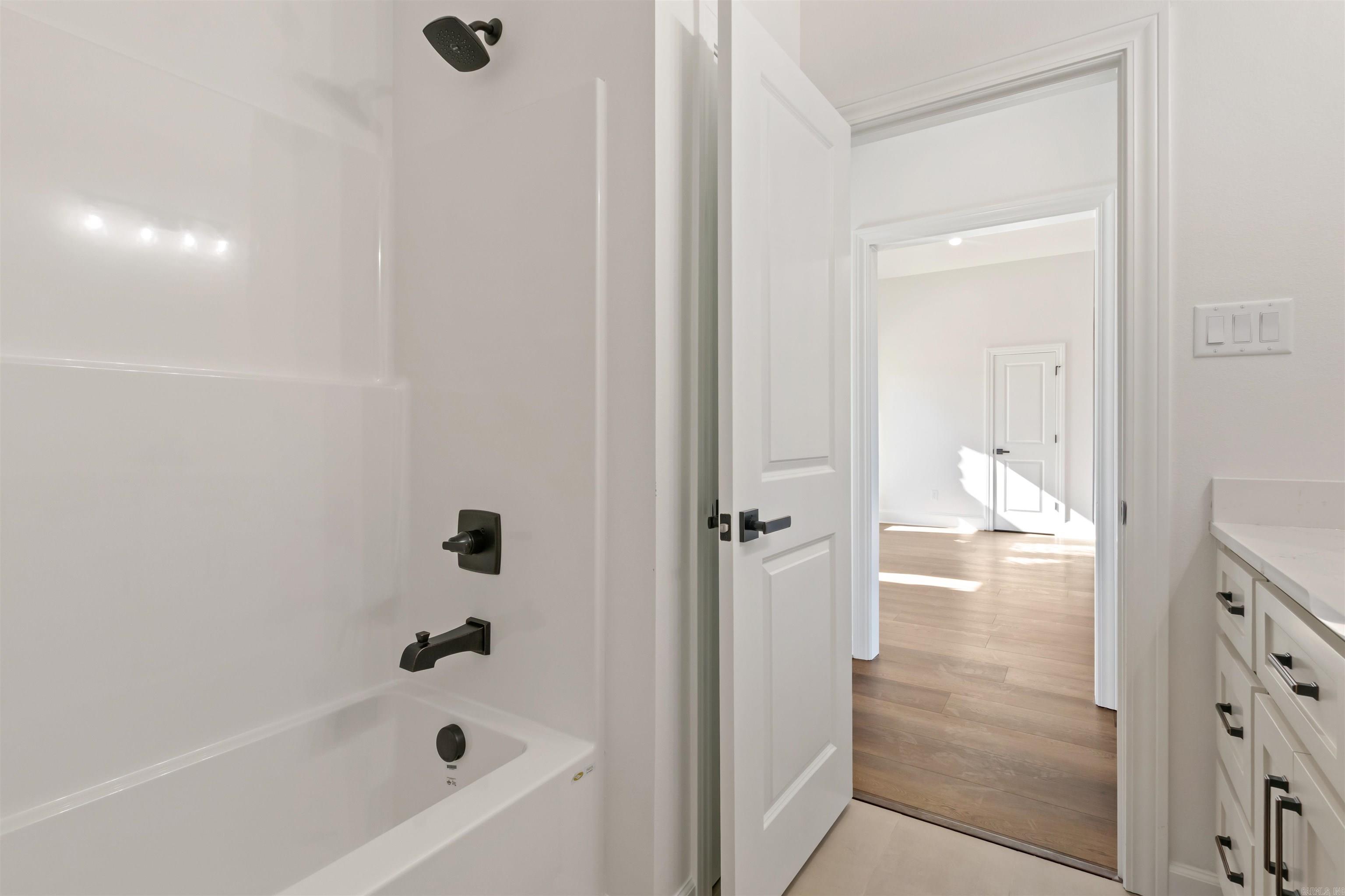 MILLERS GLENN - Residential