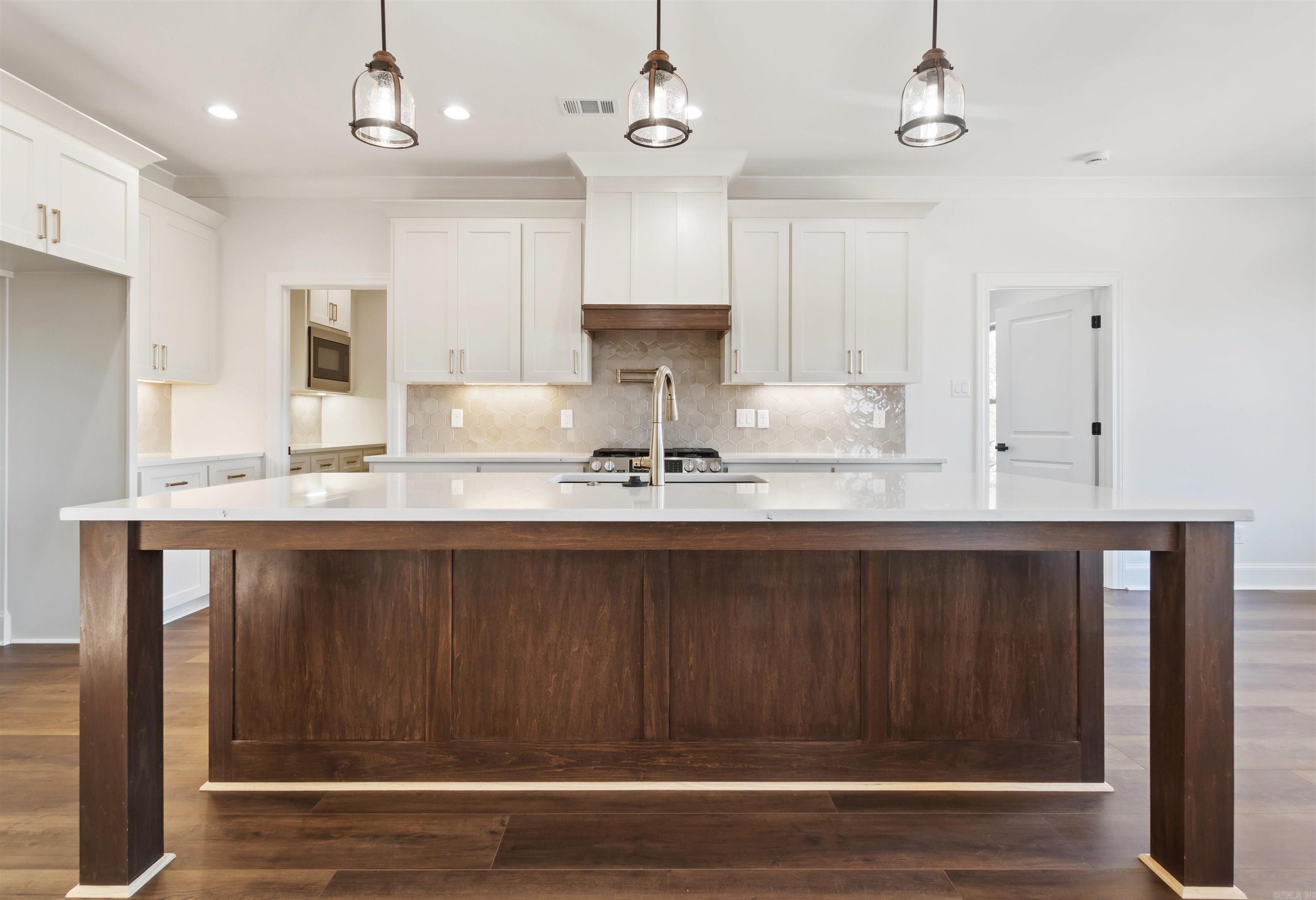 MILLERS GLENN - Residential