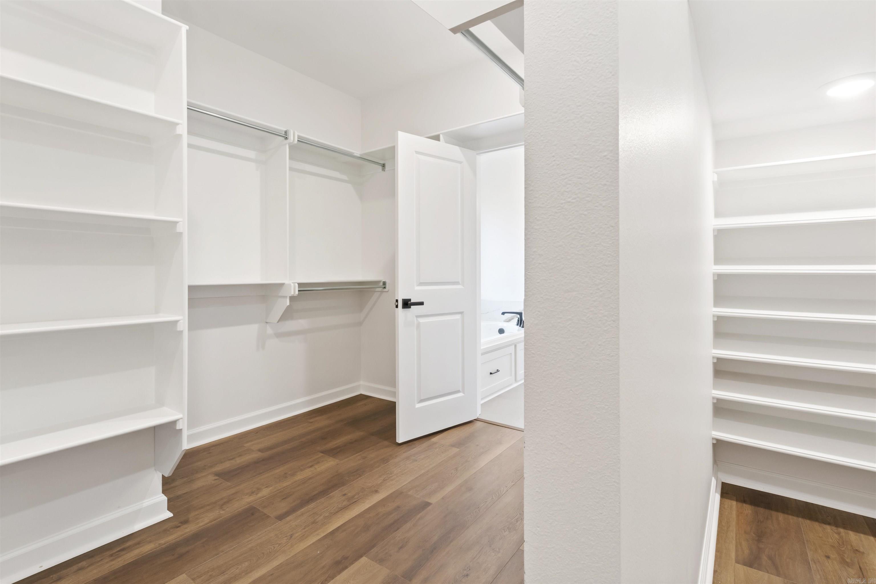 MILLERS GLENN - Residential