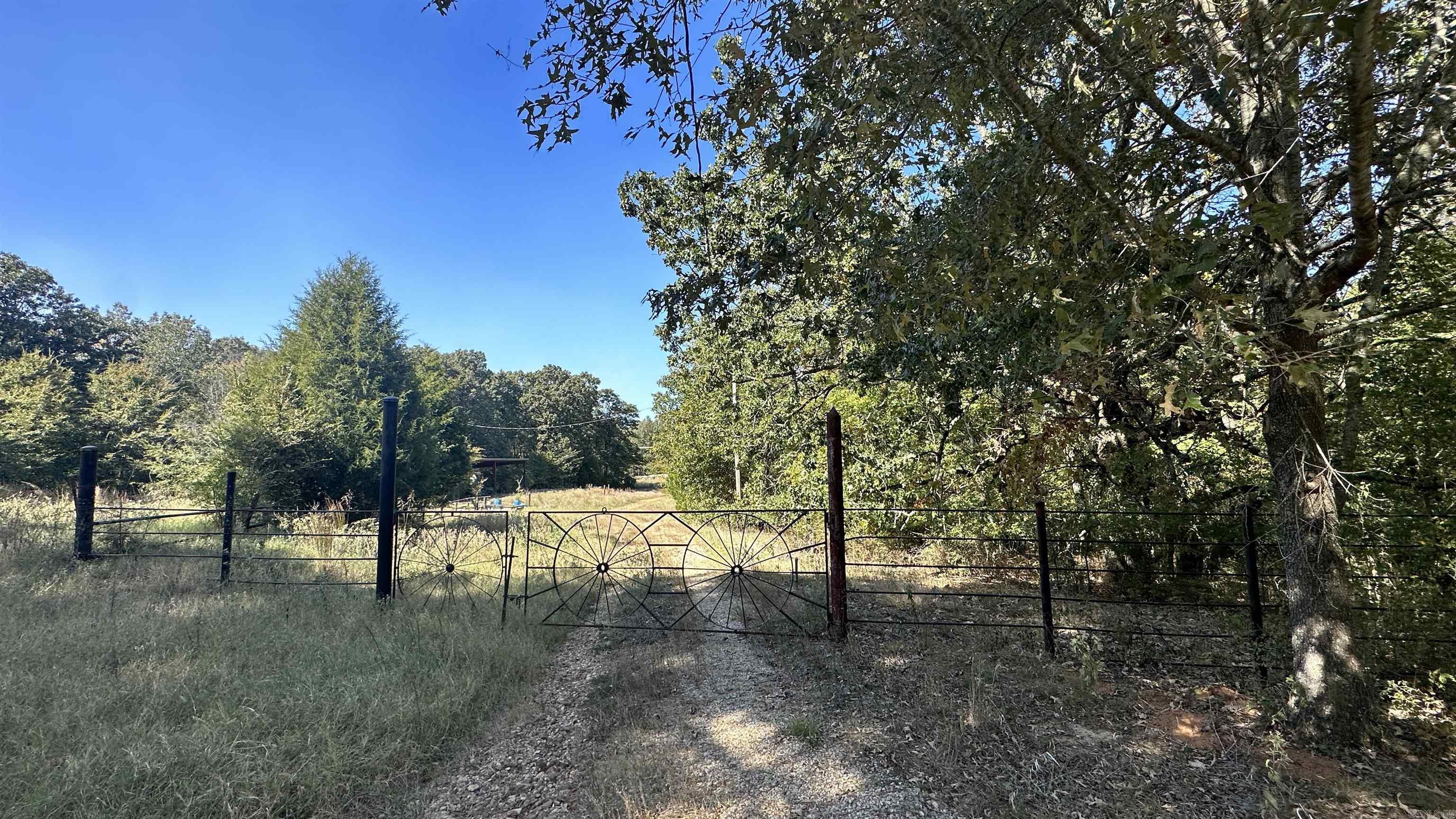 Metes & Bounds - Farm