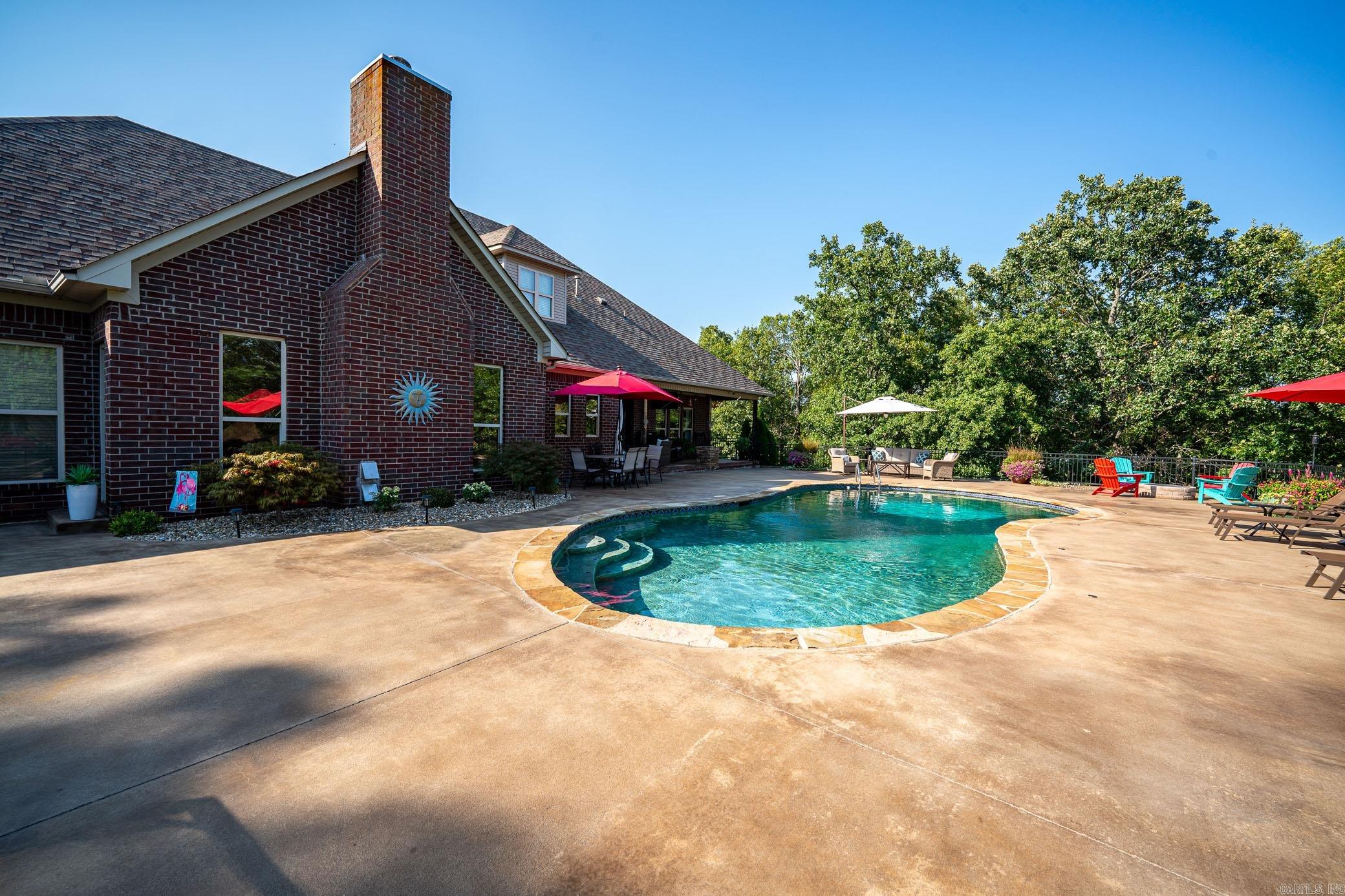 EAGLE RIDGE ESTATES - Residential