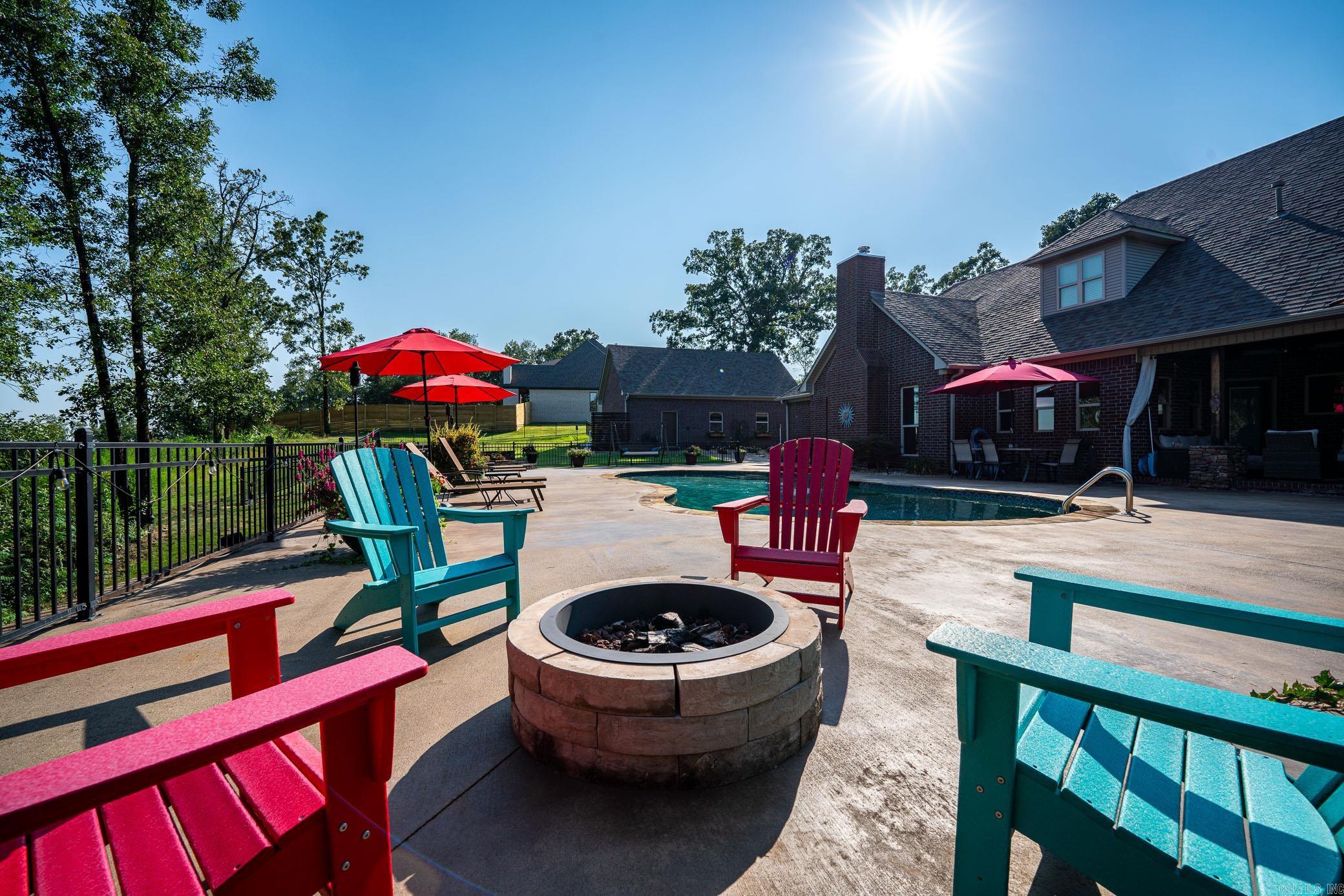 EAGLE RIDGE ESTATES - Residential