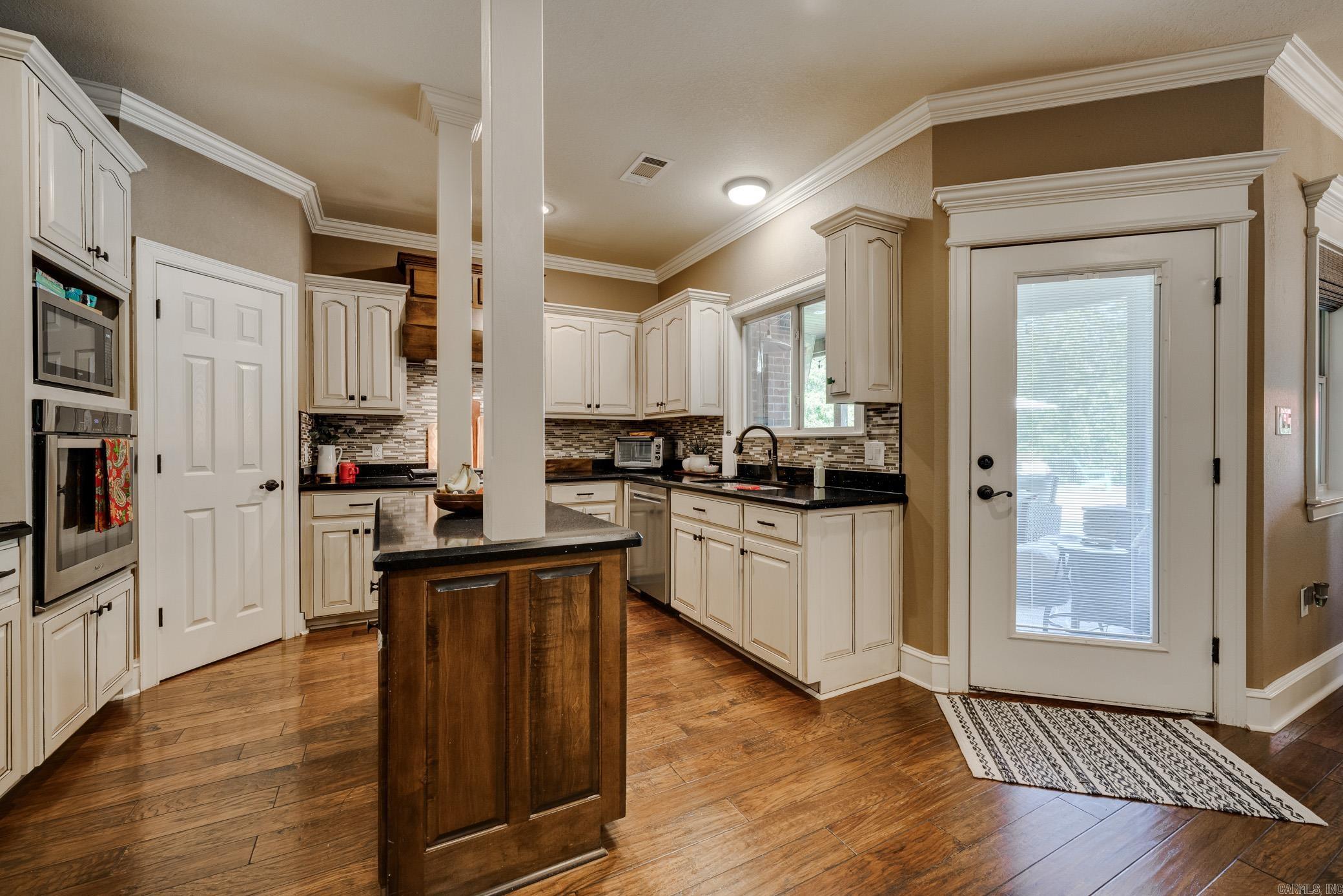 EAGLE RIDGE ESTATES - Residential