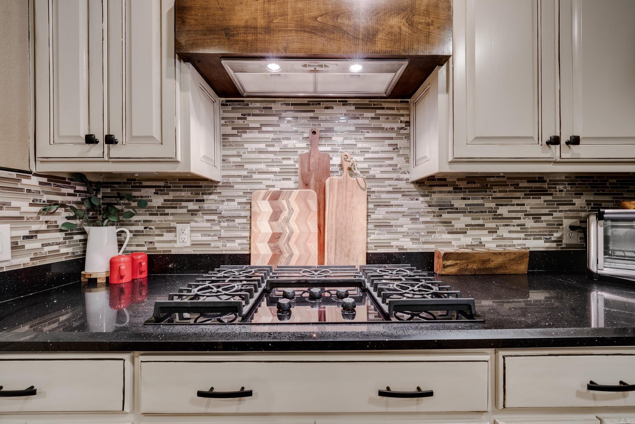 EAGLE RIDGE ESTATES - Residential