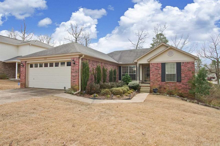 Well maintained home on a spacious lot in West Little Rock! Nice updated kitchen with breakfast bar and gas stove. Split bedroom floor plan! Light filled family room with gas log fireplace. Master suite is complete 2 walk-in closets. Don't miss the covered deck overlooking the fenced backyard.