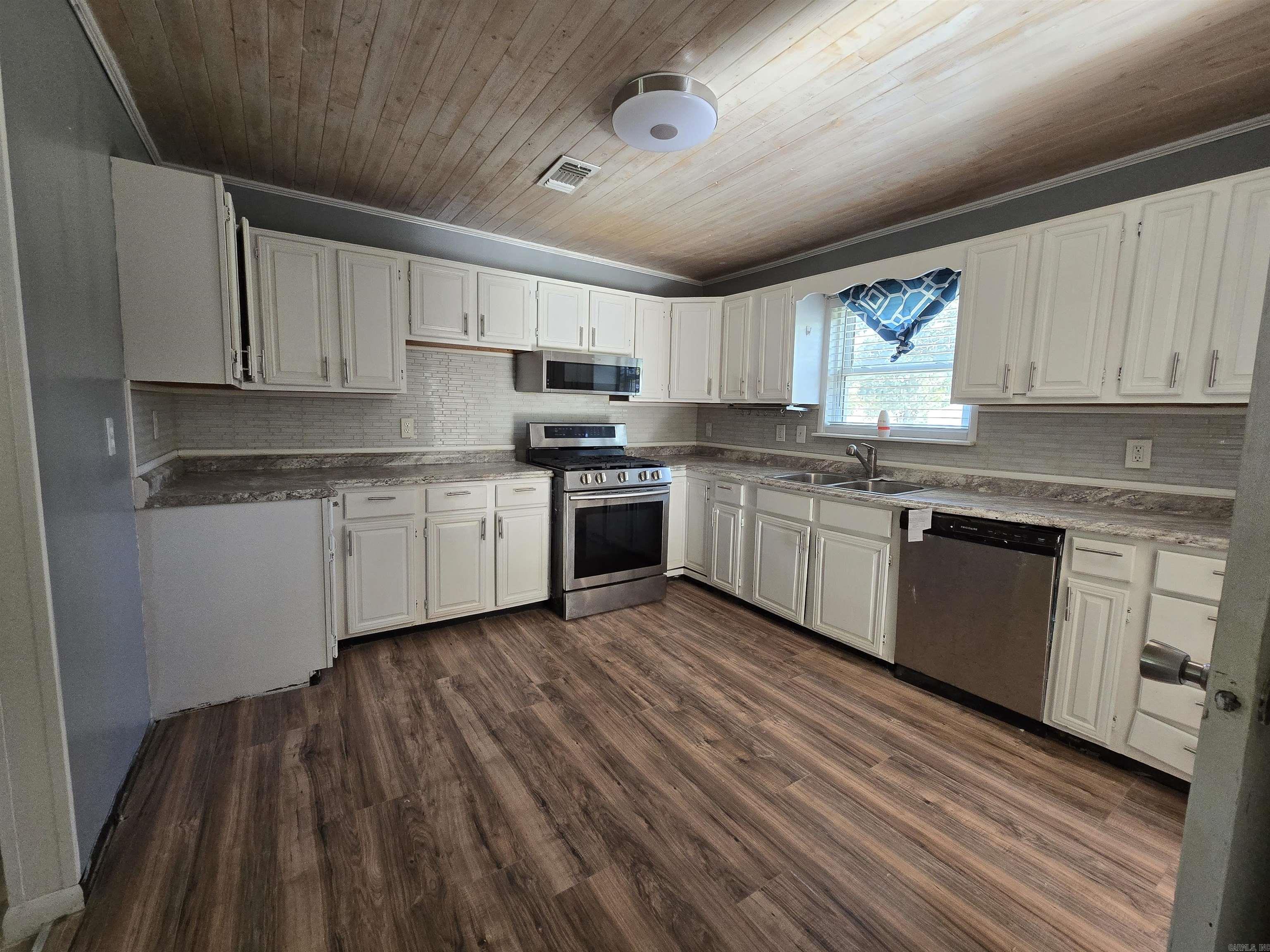 WORREL'S PLAN TOWN OF MAYFLOWE - Residential