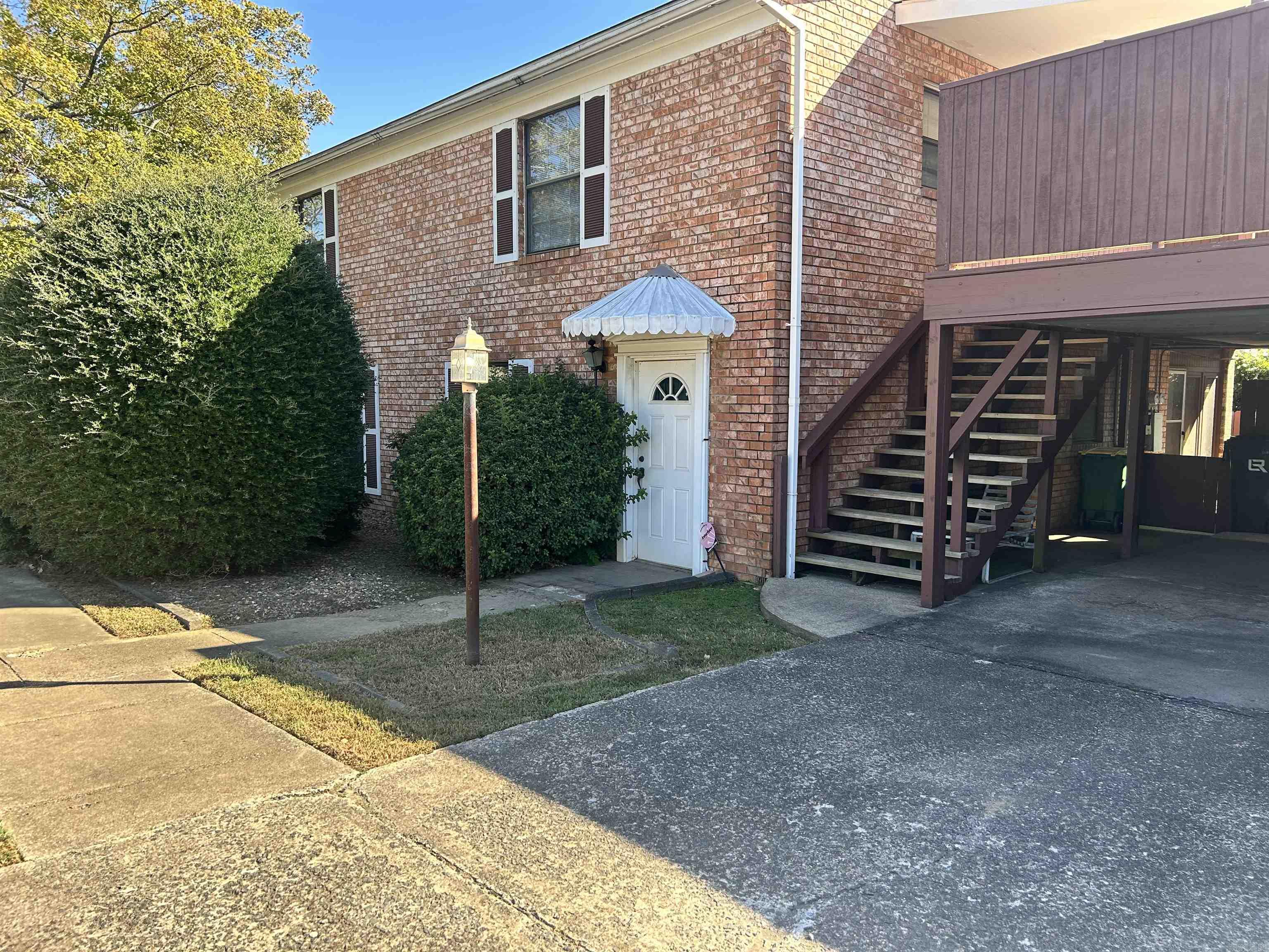 Lincoln Park - Commercial Sale