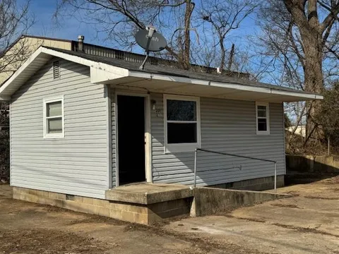 MLS: 25003853