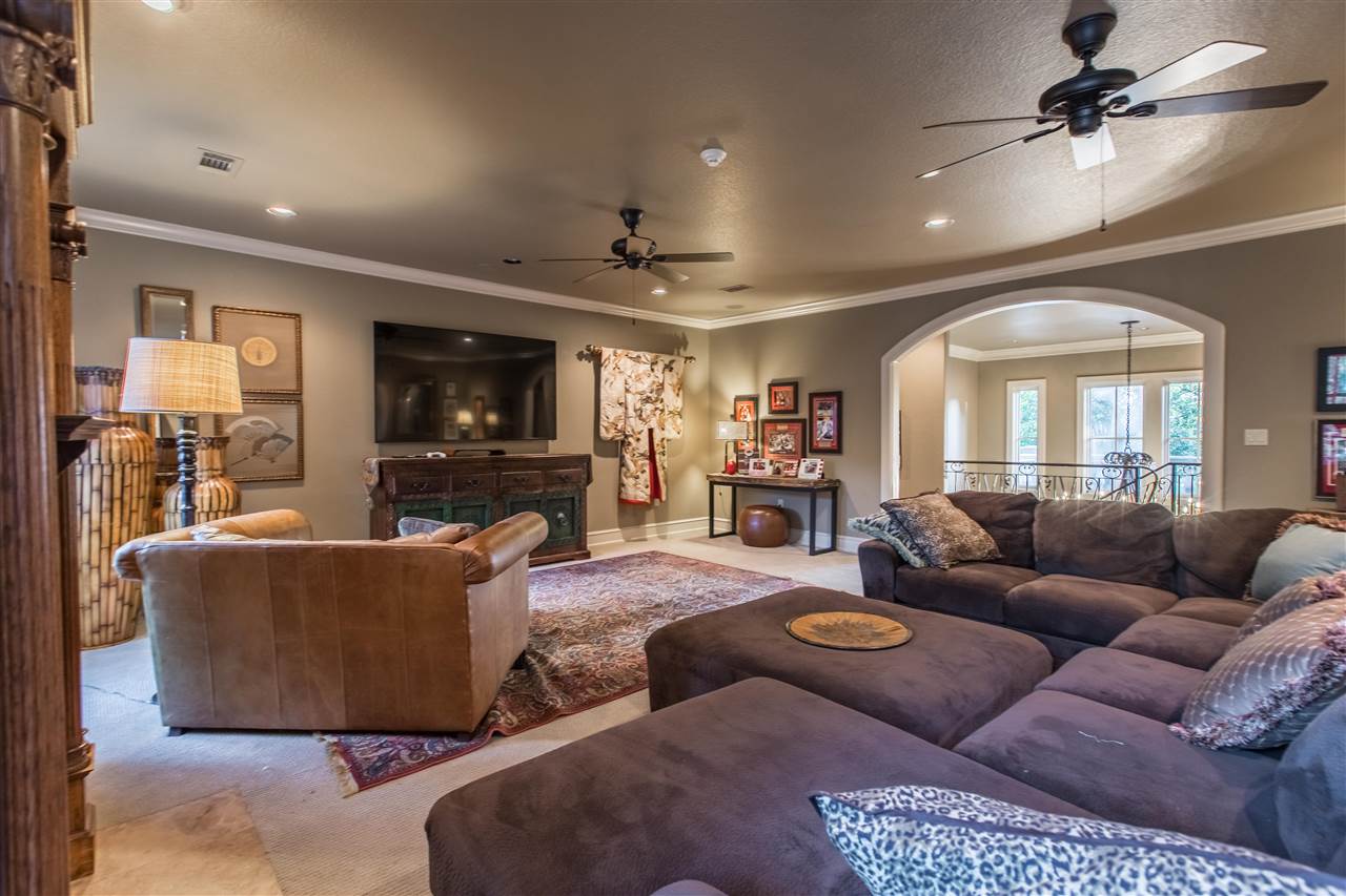 Club West Estates - Residential