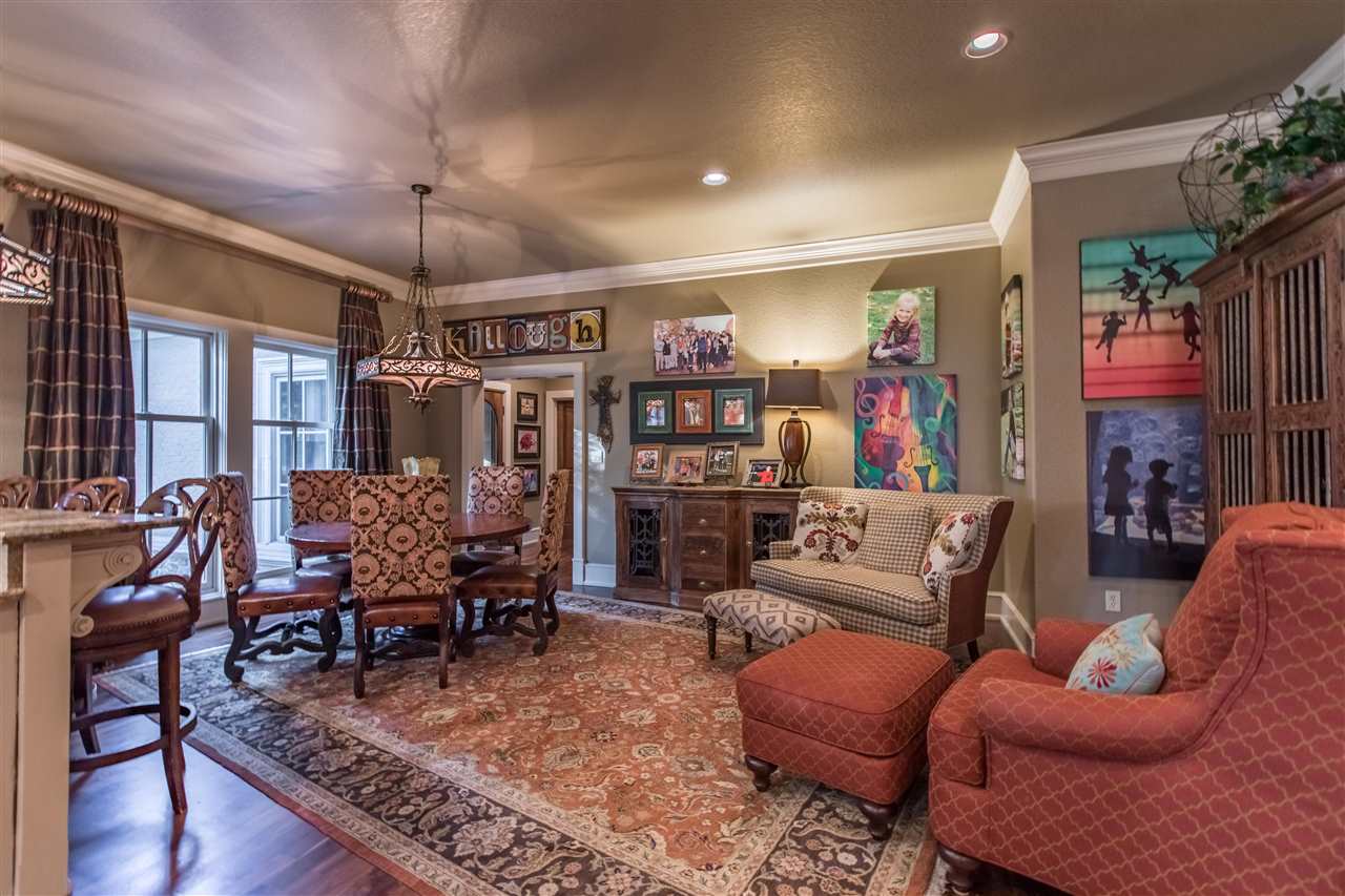 Club West Estates - Residential