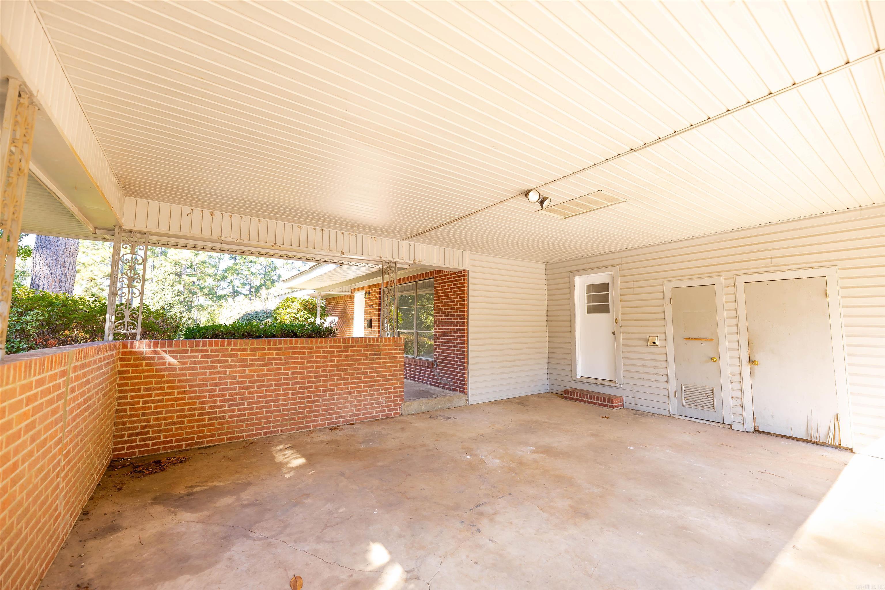 Racquet Club - Residential