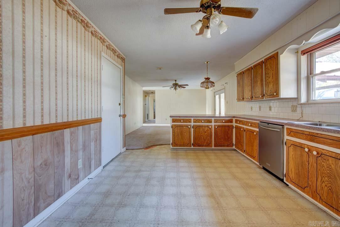 SMITH, L.D. - Residential