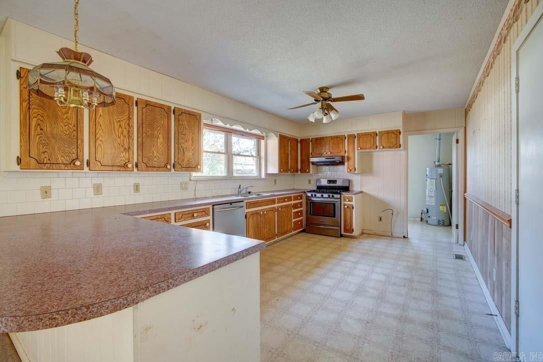 SMITH, L.D. - Residential