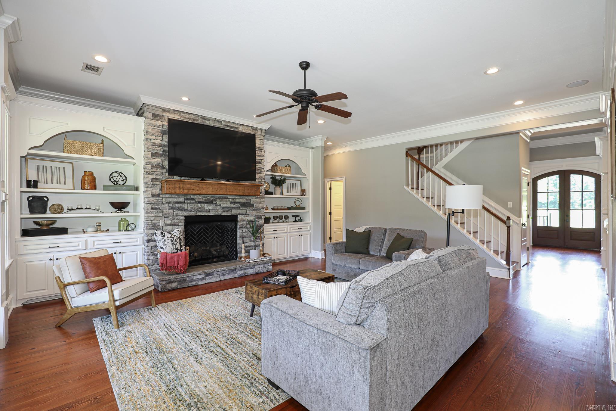 BELLE TERRE ESTATES - Residential